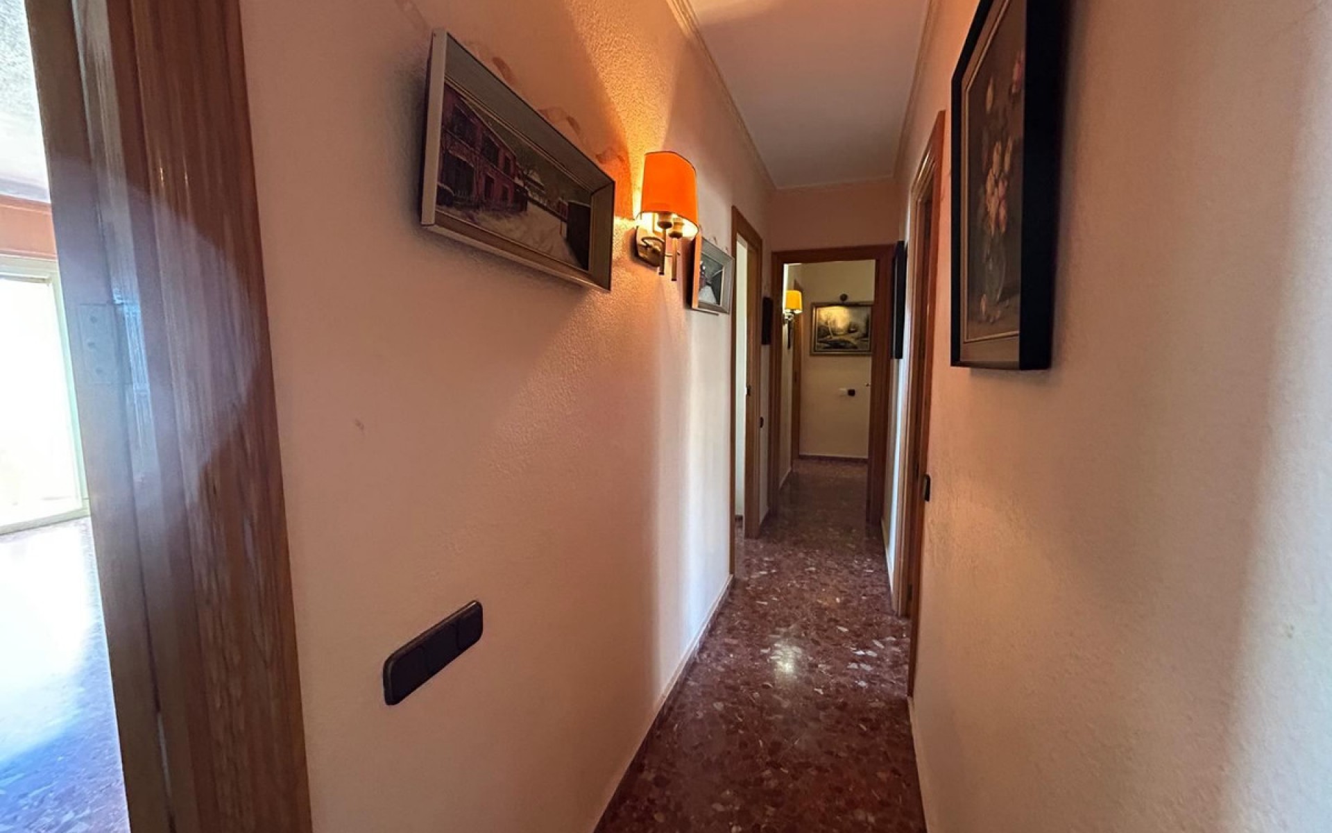 Resale - Apartment - Torrevieja - Torrevieja Centro