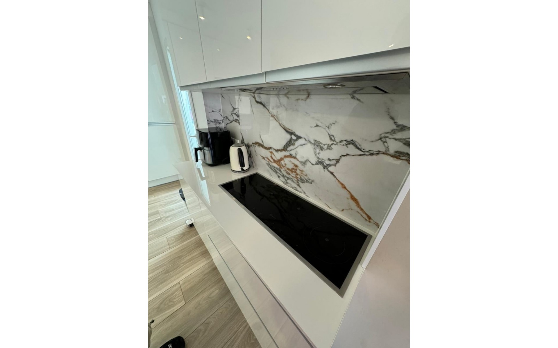 Resale - Apartment - Torrevieja - Torrevieja Centro