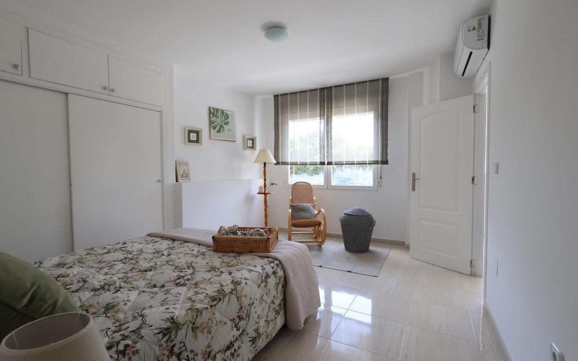 Resale - Apartment - Torrevieja - Torrevieja Centro