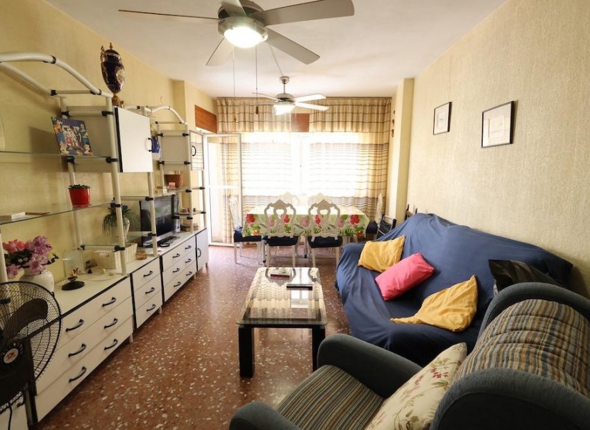 Resale - Apartment - Torrevieja - Torrevieja Centro