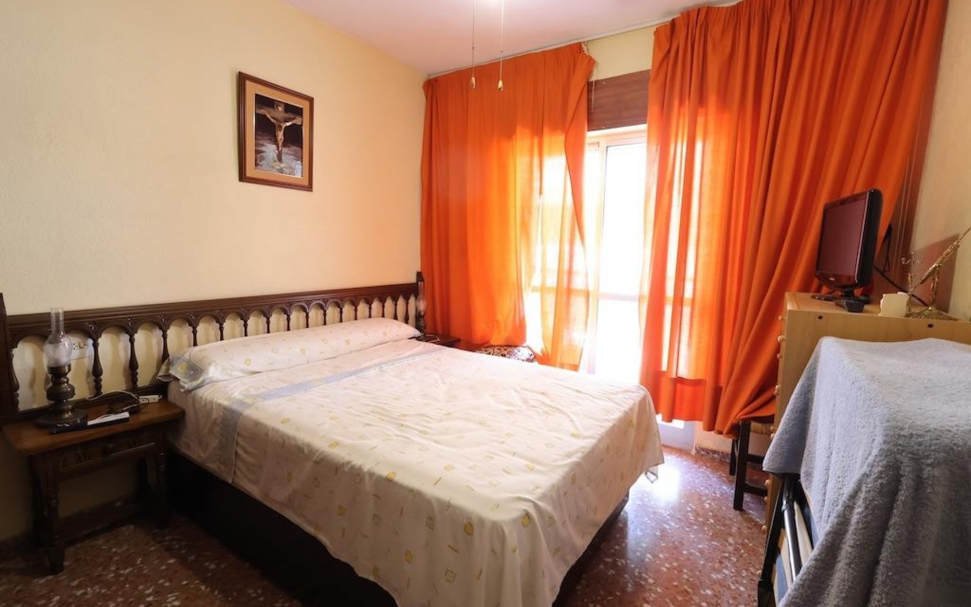 Resale - Apartment - Torrevieja - Torrevieja Centro