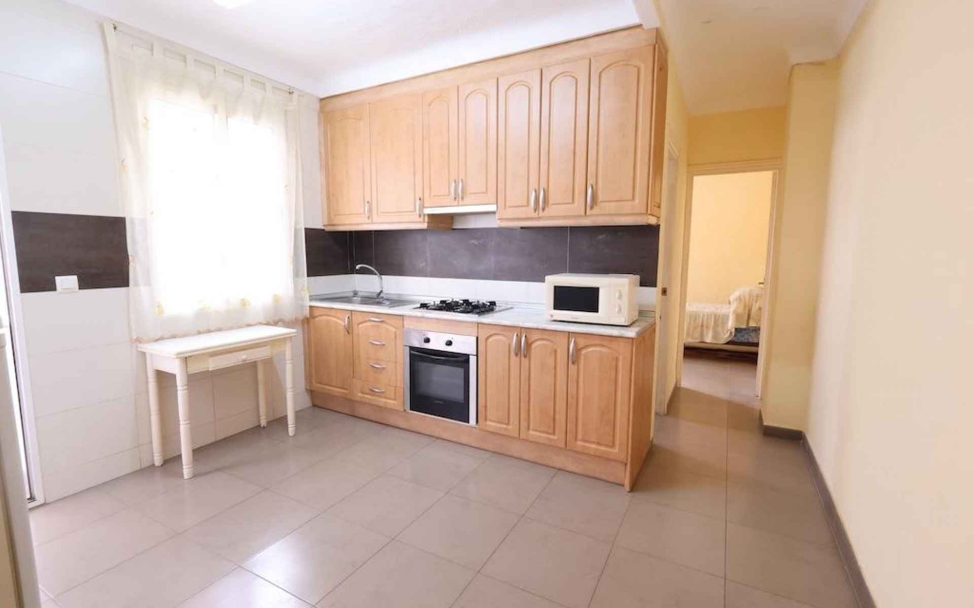 Resale - Apartment - Torrevieja - Torrevieja Centro