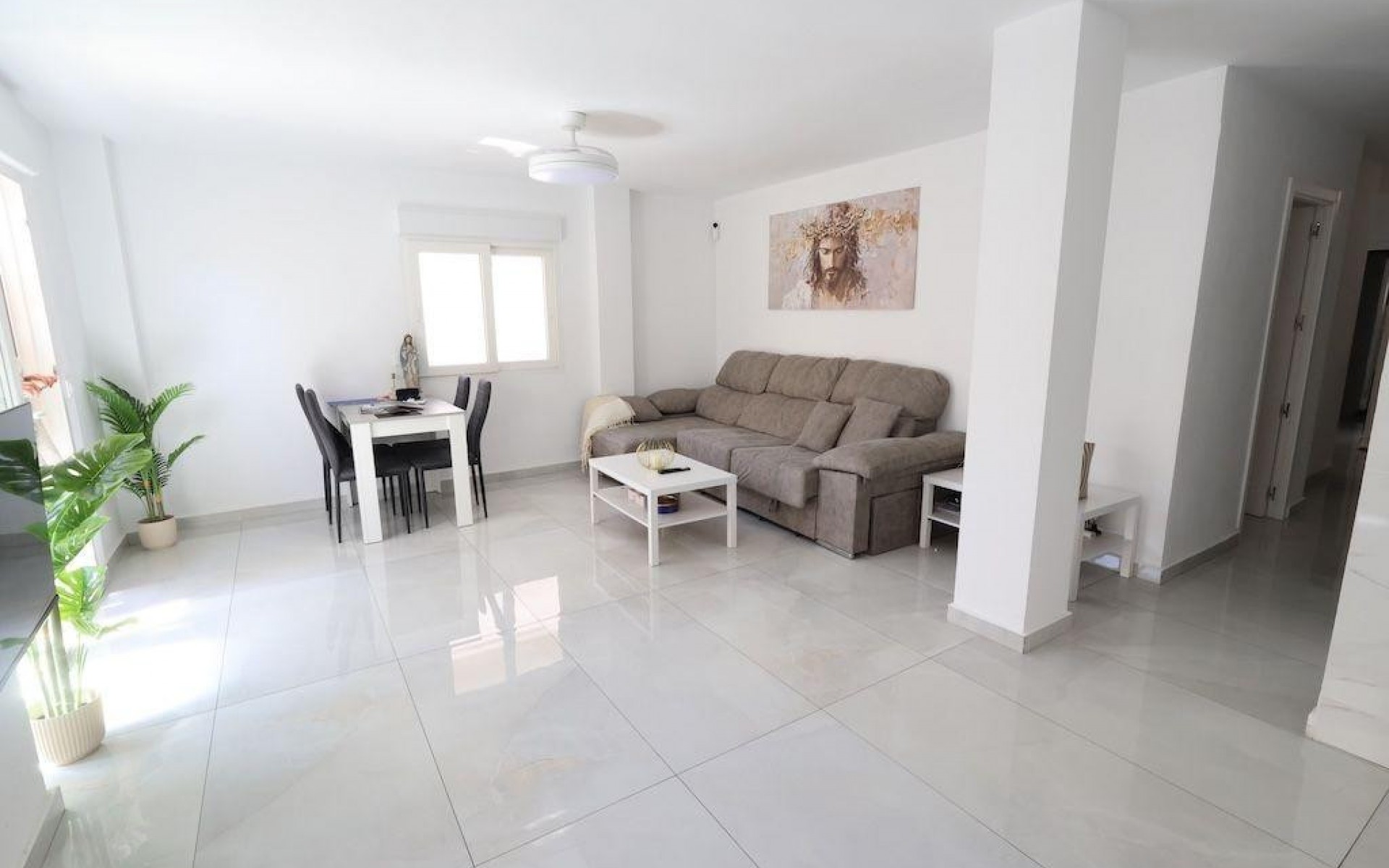 Resale - Apartment - Torrevieja - Torrevieja Centro