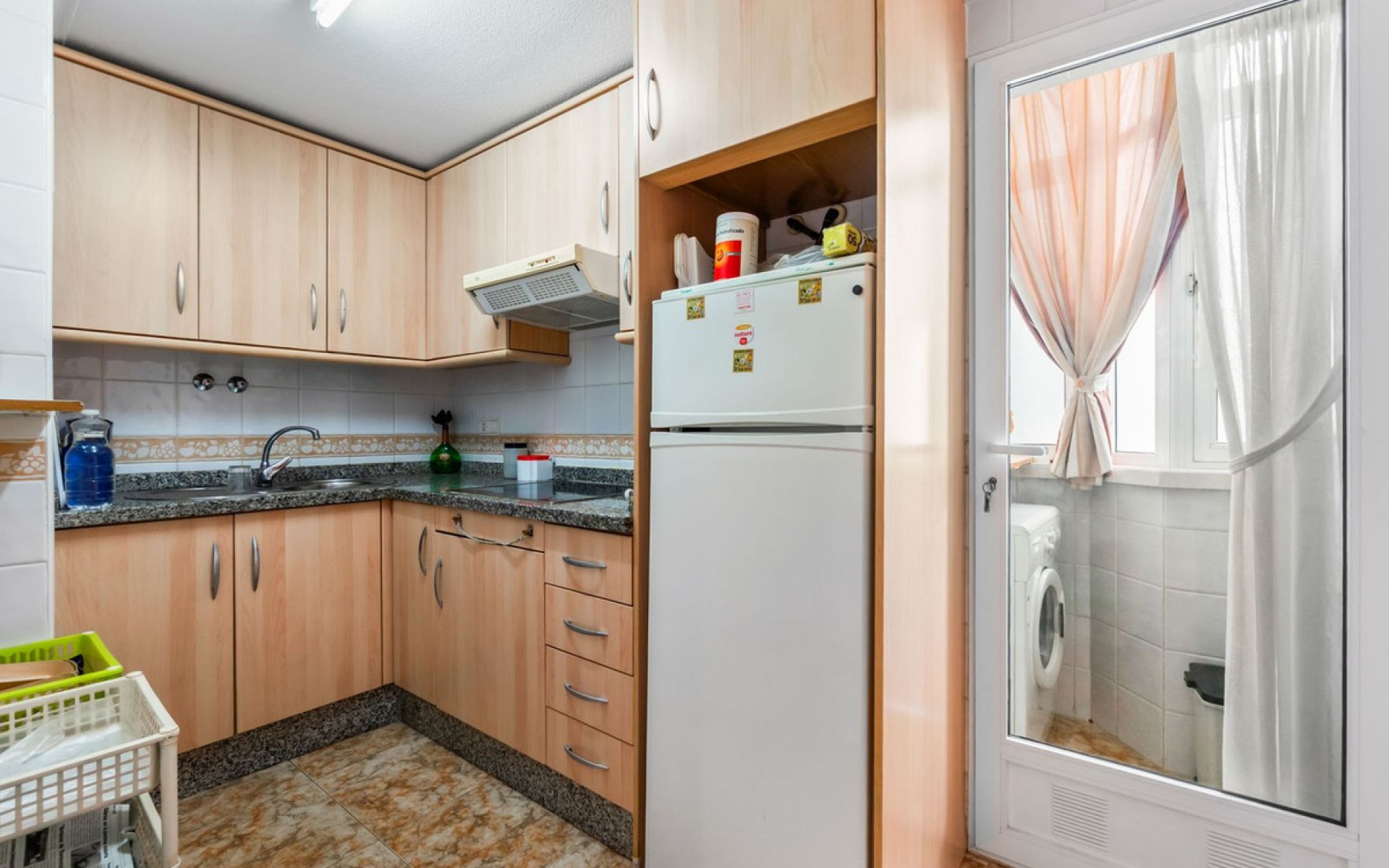 Resale - Apartment - Torrevieja - Torrevieja Centro
