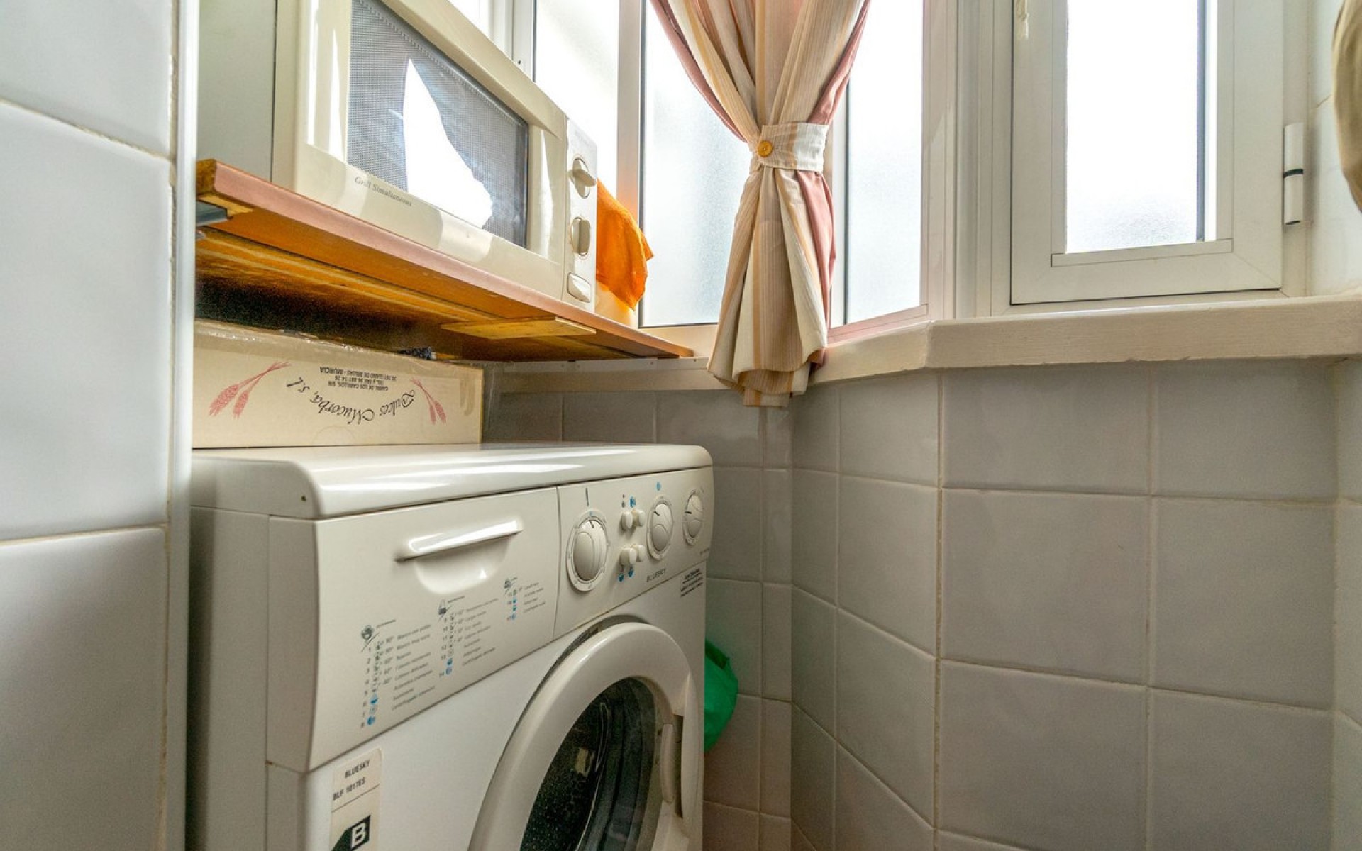 Resale - Apartment - Torrevieja - Torrevieja Centro