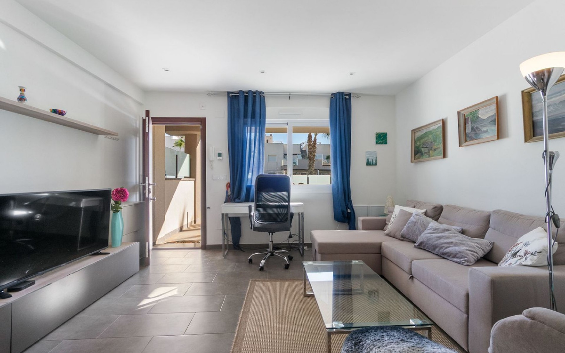 Resale - Apartment - Torrevieja - Torrevieja Centro