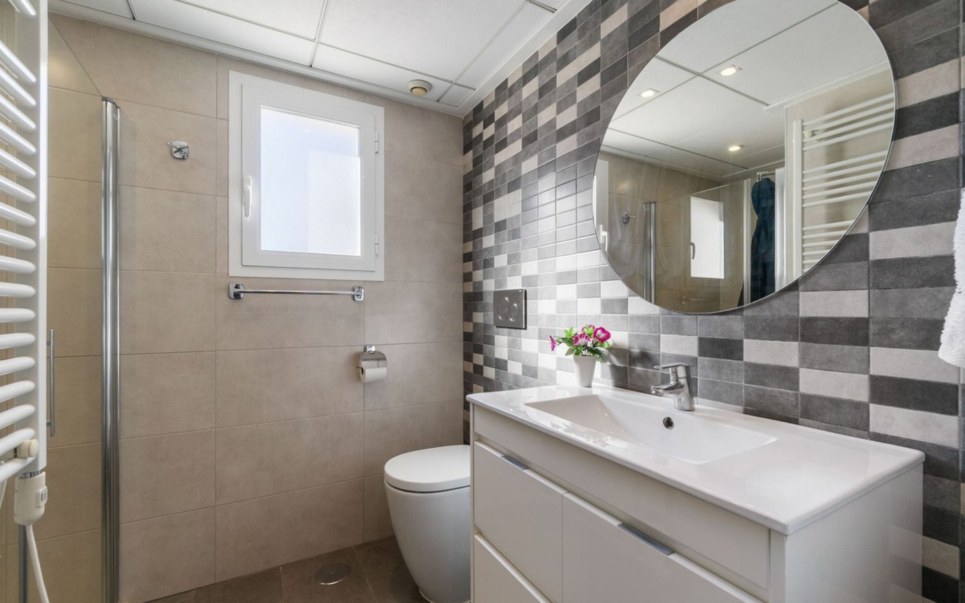 Resale - Apartment - Torrevieja - Torrevieja Centro