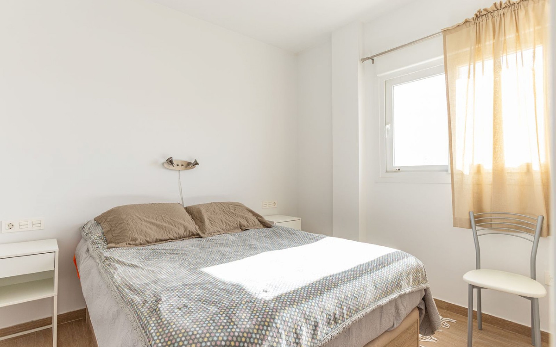 Resale - Apartment - Torrevieja - Torrevieja Centro