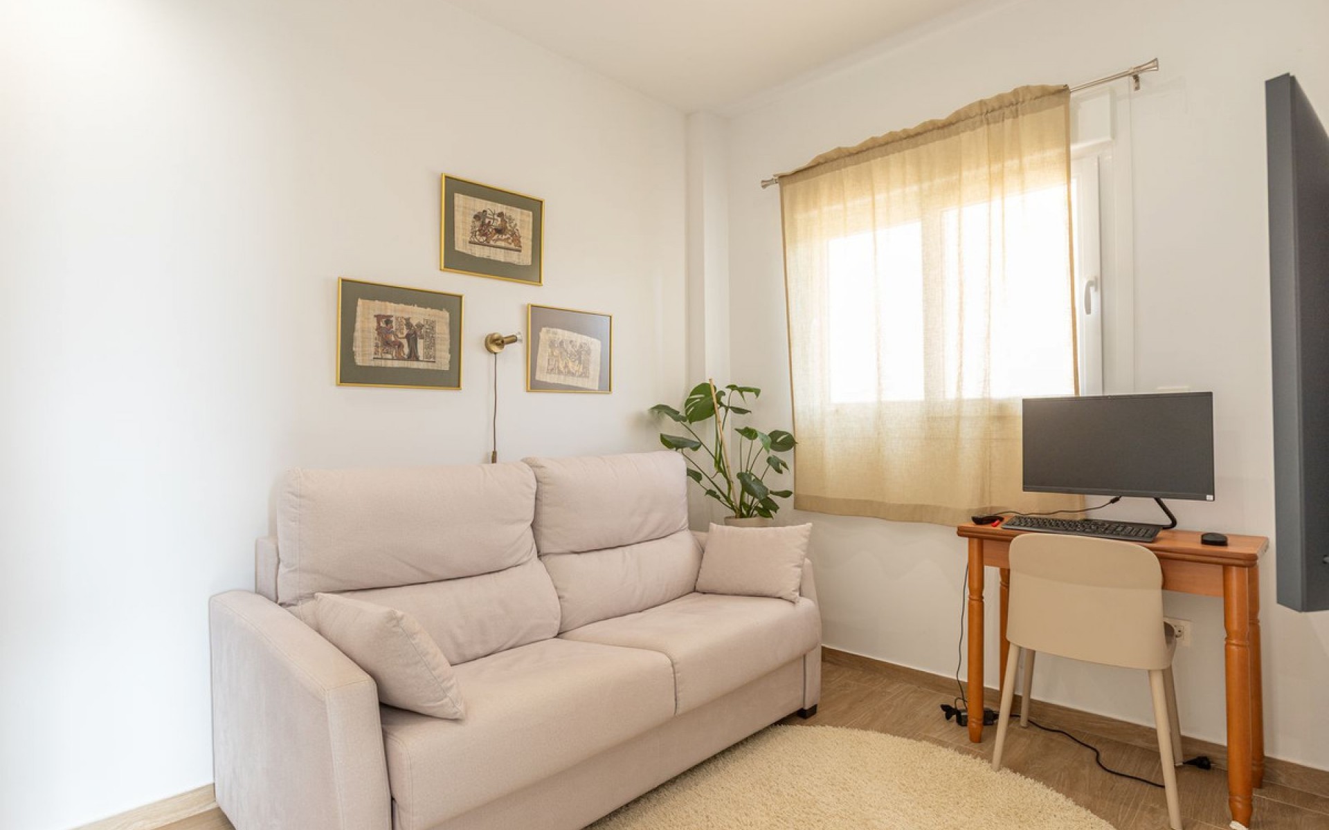 Resale - Apartment - Torrevieja - Torrevieja Centro