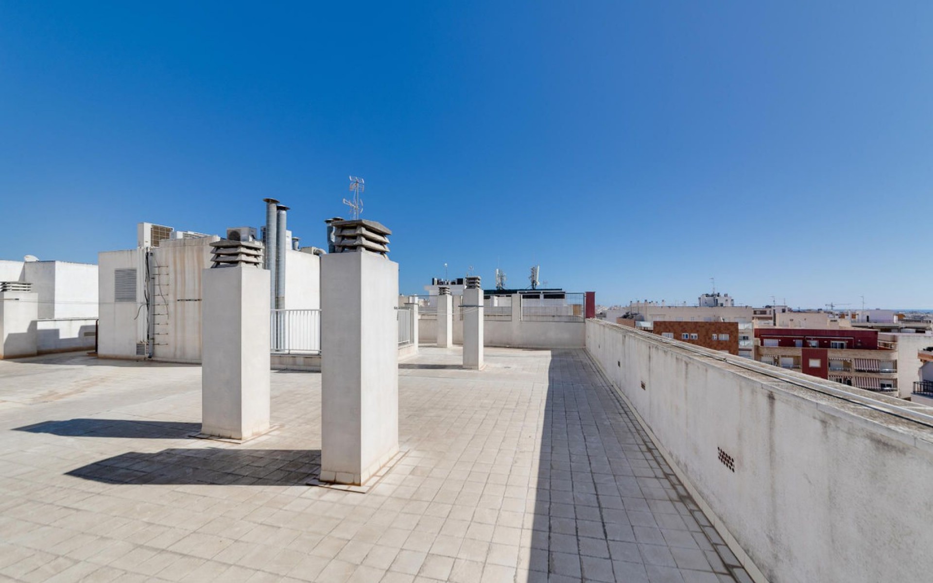 Resale - Apartment - Torrevieja - Torrevieja Centro