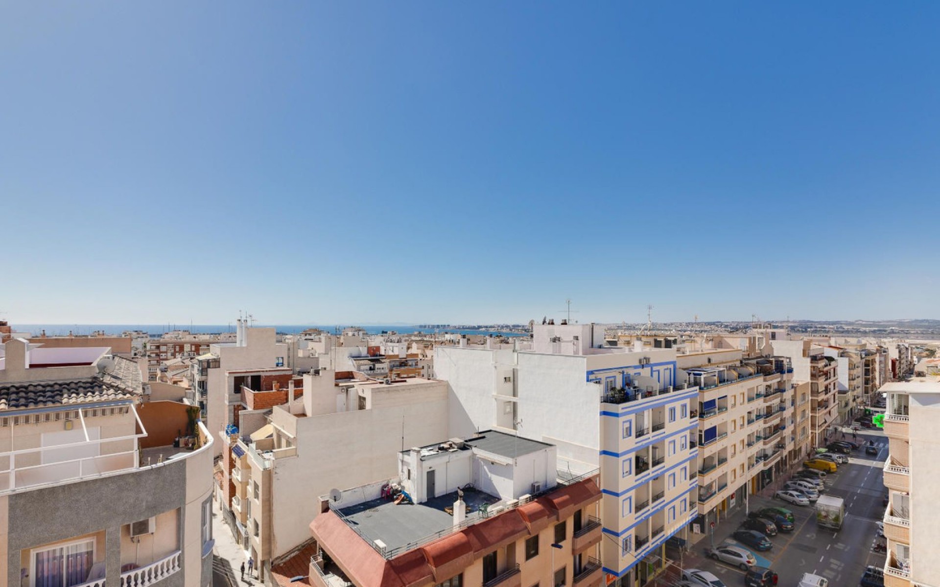 Resale - Apartment - Torrevieja - Torrevieja Centro