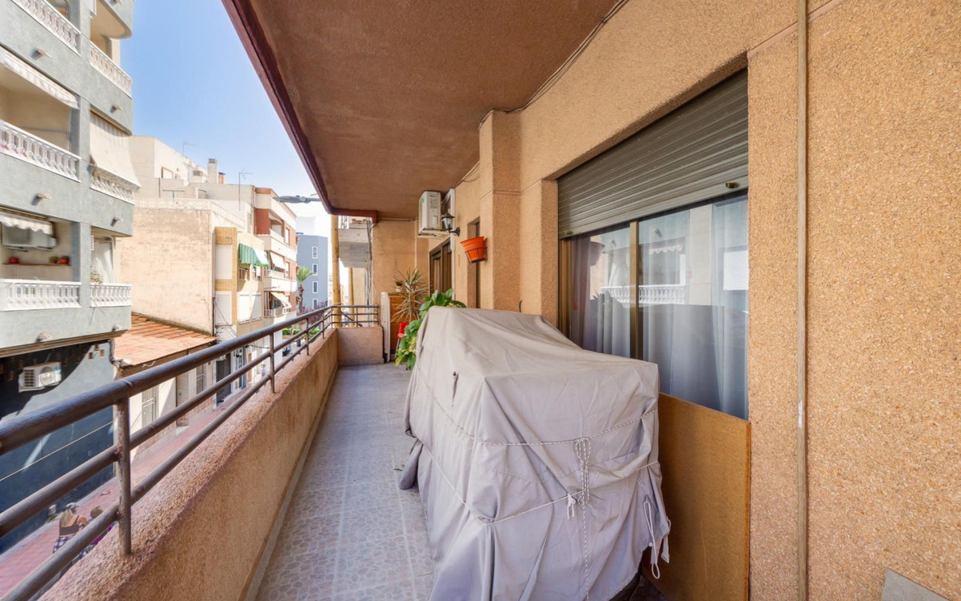 Resale - Apartment - Torrevieja - Torrevieja Centro