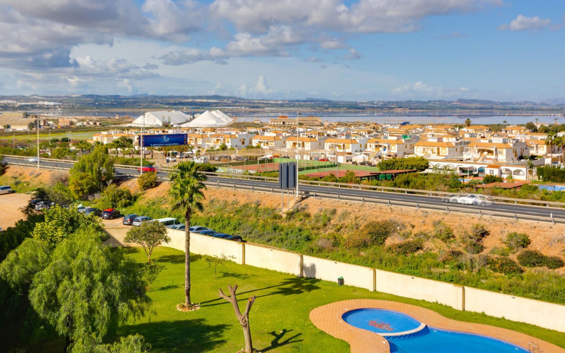 Resale - Apartment - Torrevieja - Torrevieja Centro