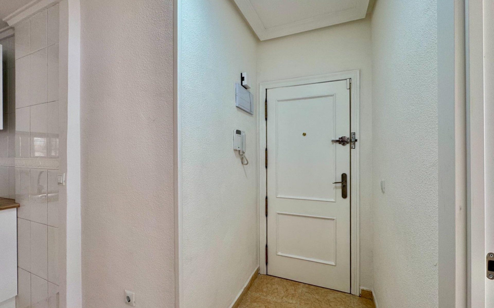 Resale - Apartment - Torrevieja - Torrevieja Centro
