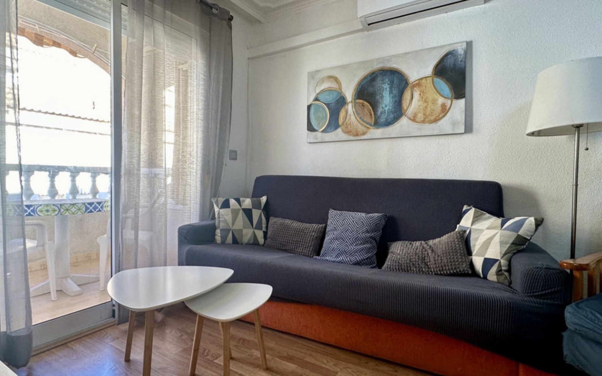Resale - Apartment - Torrevieja - Torrevieja Centro