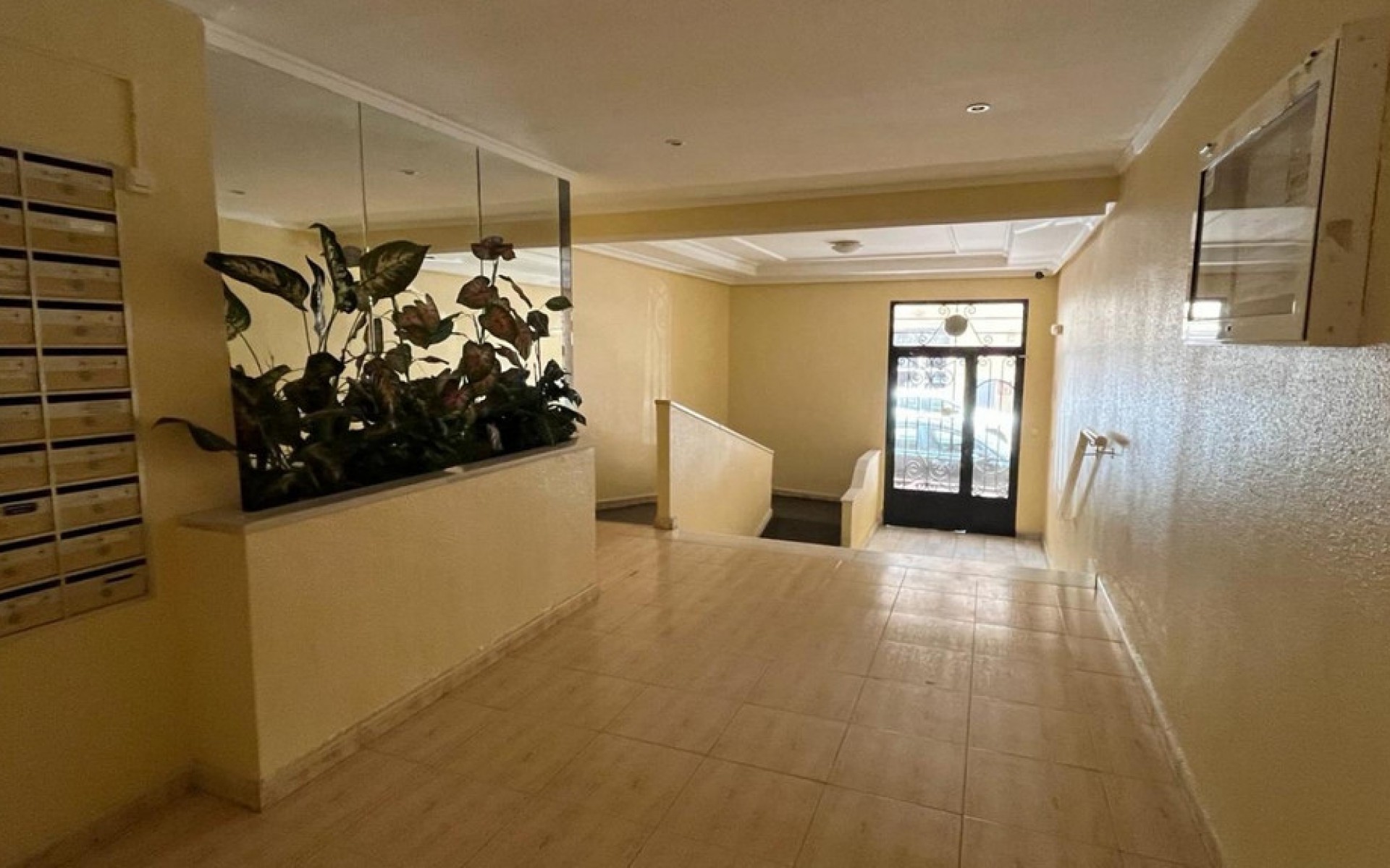 Resale - Apartment - Torrevieja - Torrevieja Centro