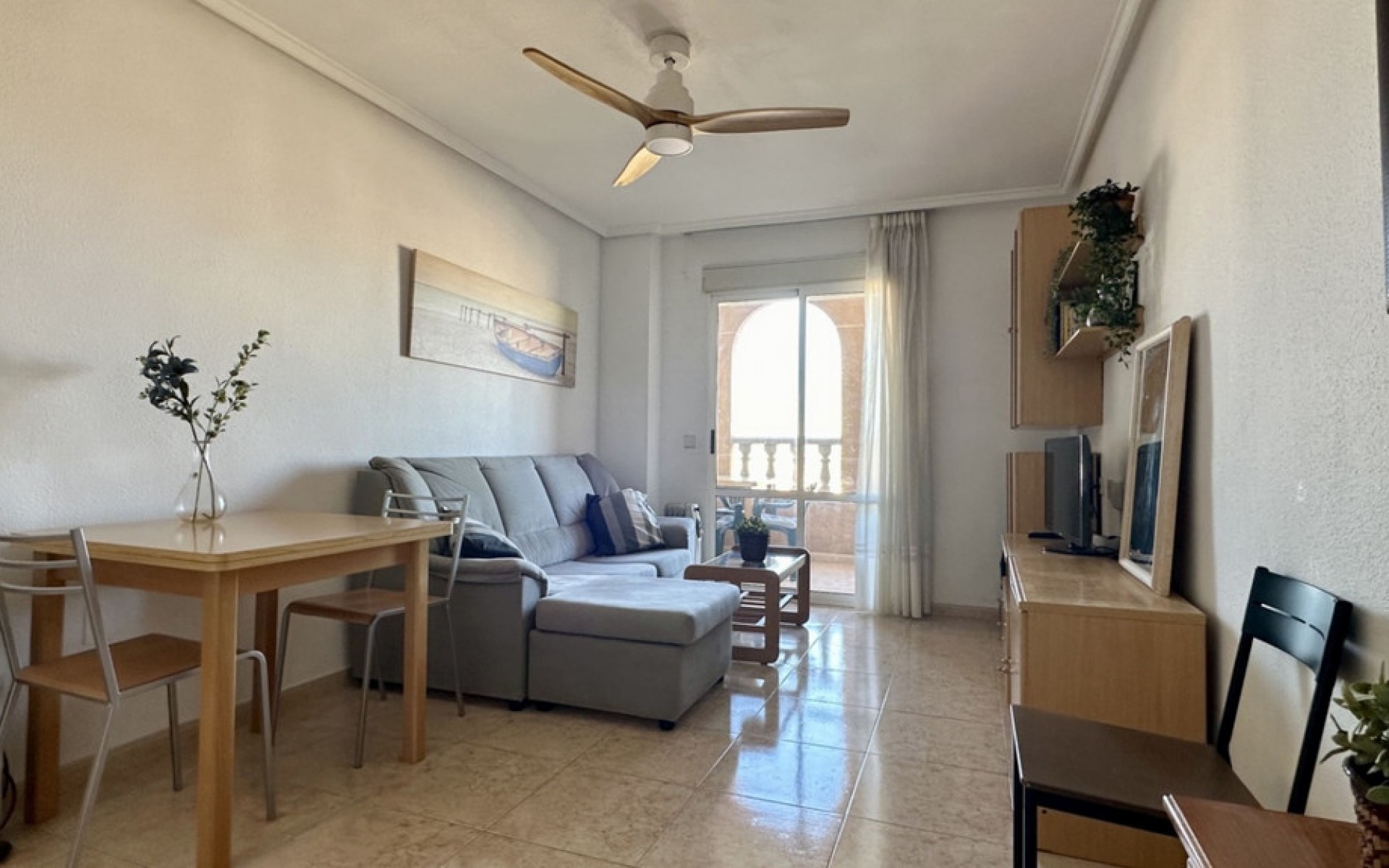 Resale - Apartment - Torrevieja - Torrevieja Centro