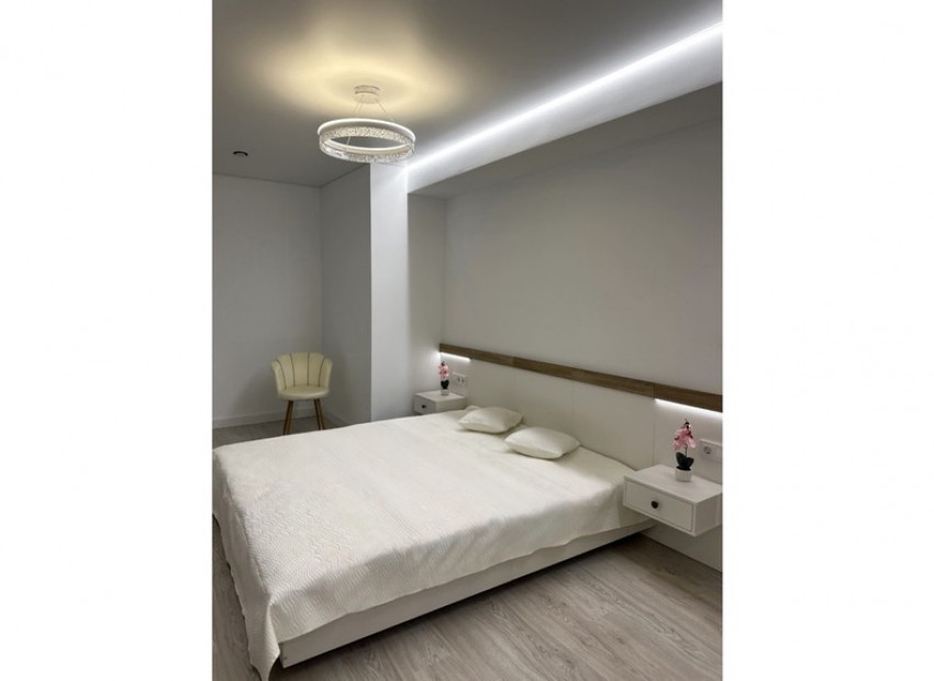 Resale - Apartment - Torrevieja - Torrevieja Centro
