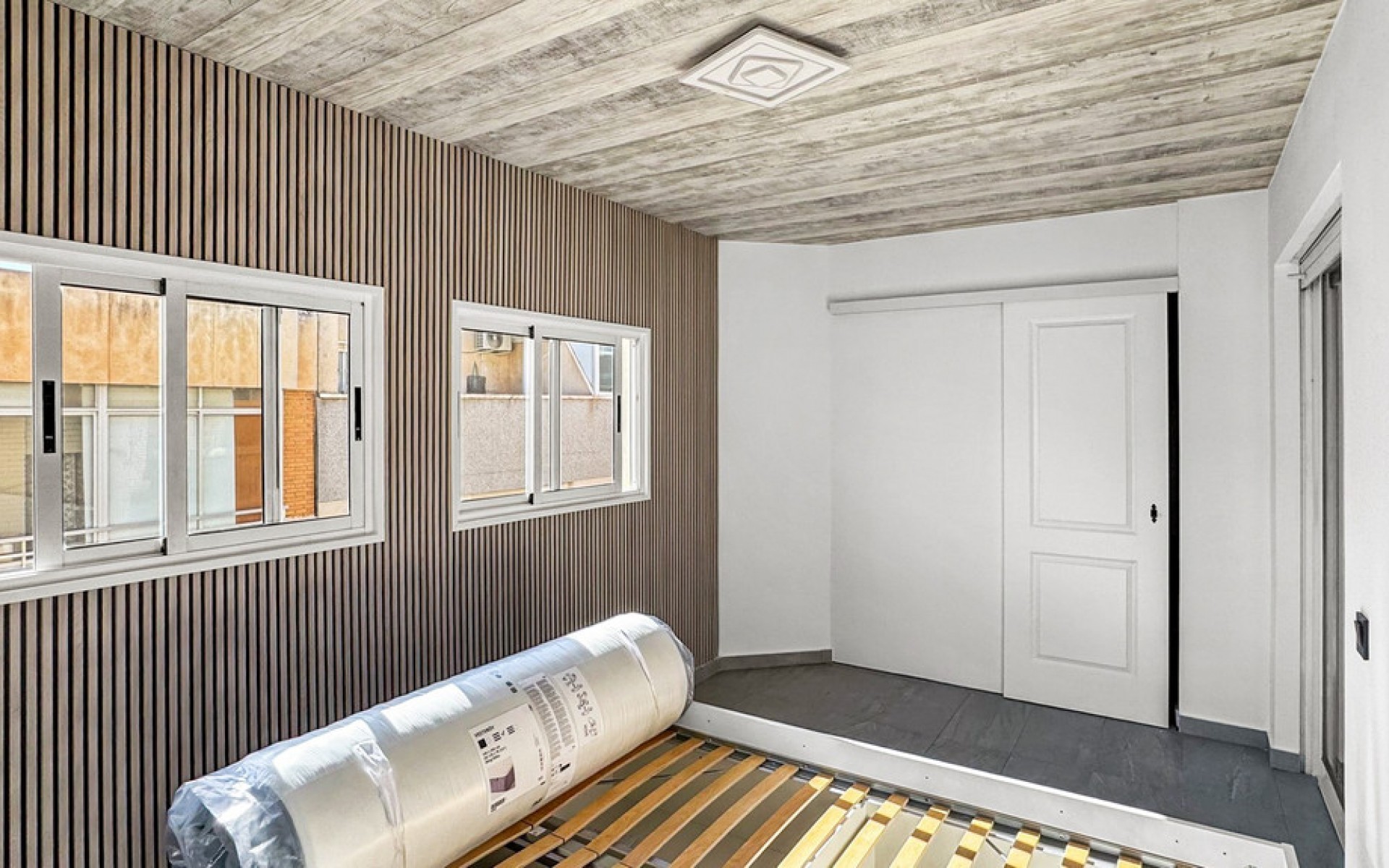 Resale - Apartment - Torrevieja - Torrevieja Centro