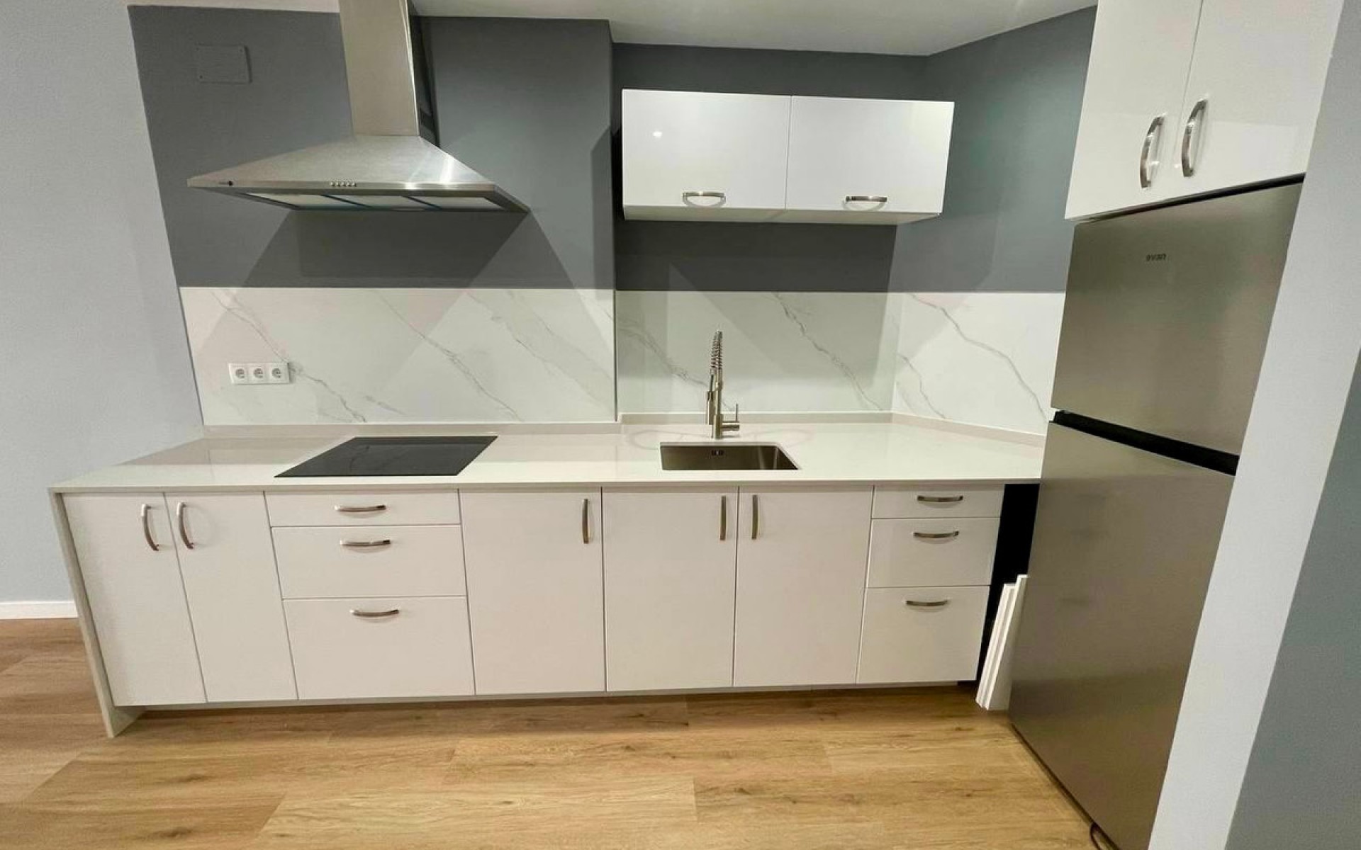 Resale - Apartment - Torrevieja - Torrevieja Centro