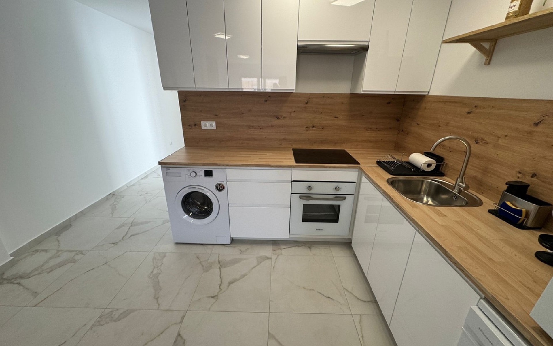 Resale - Apartment - Torrevieja - Torrevieja Centro