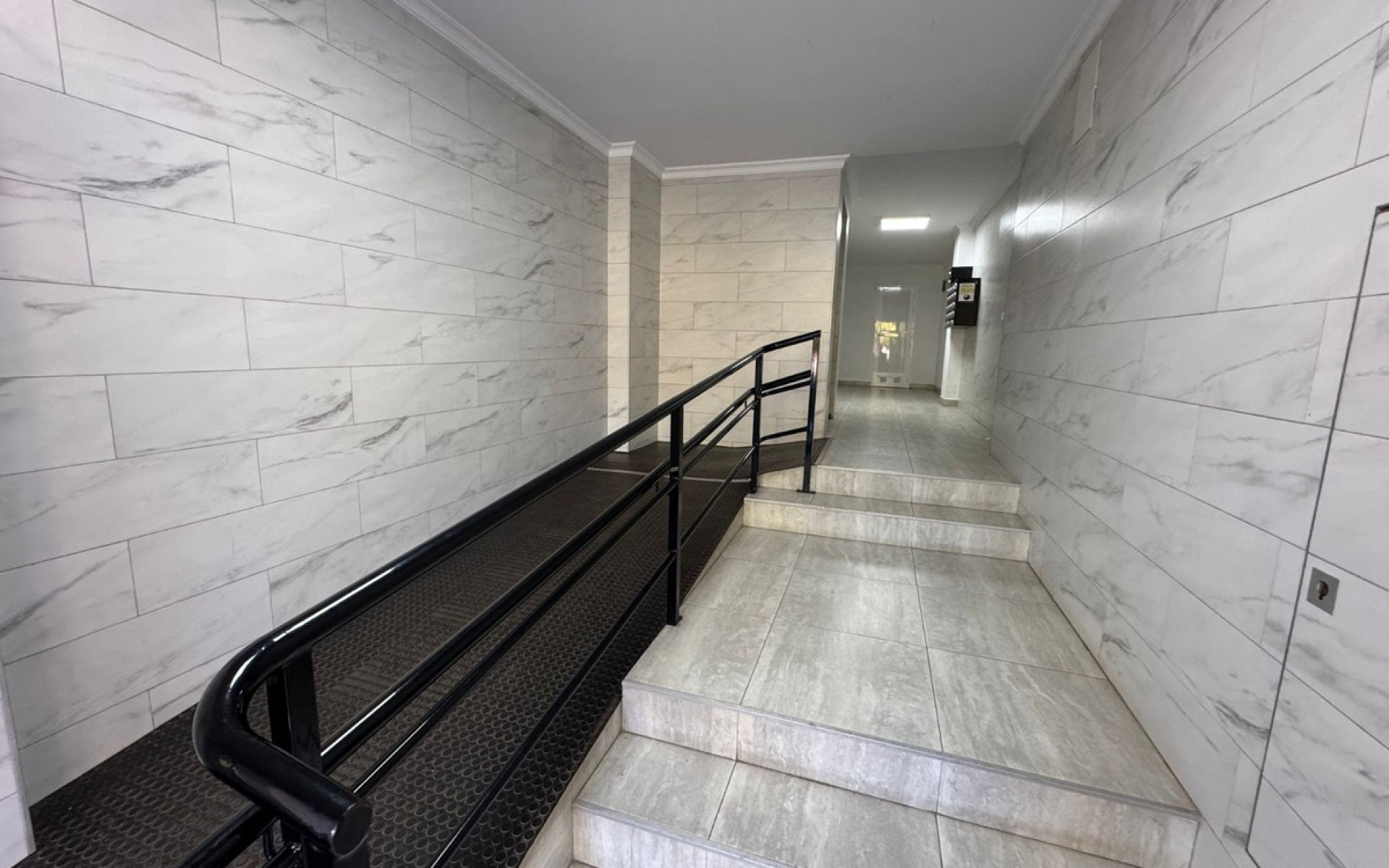Resale - Apartment - Torrevieja - Torrevieja Centro