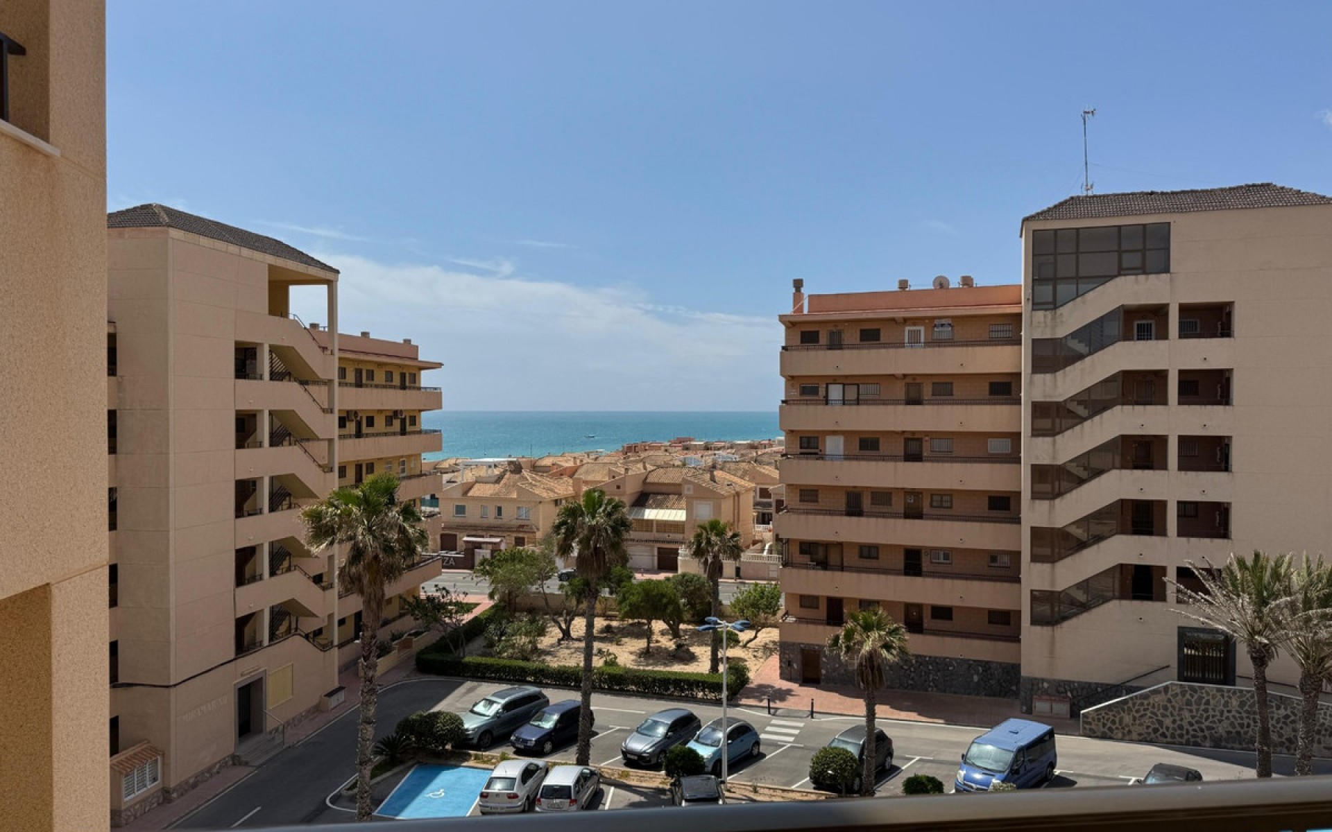 Resale - Apartment - Torrevieja - Torrevieja Centro