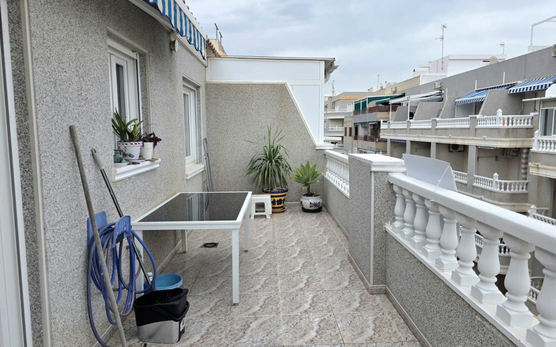 Resale - Apartment - Torrevieja - Torrevieja Centro