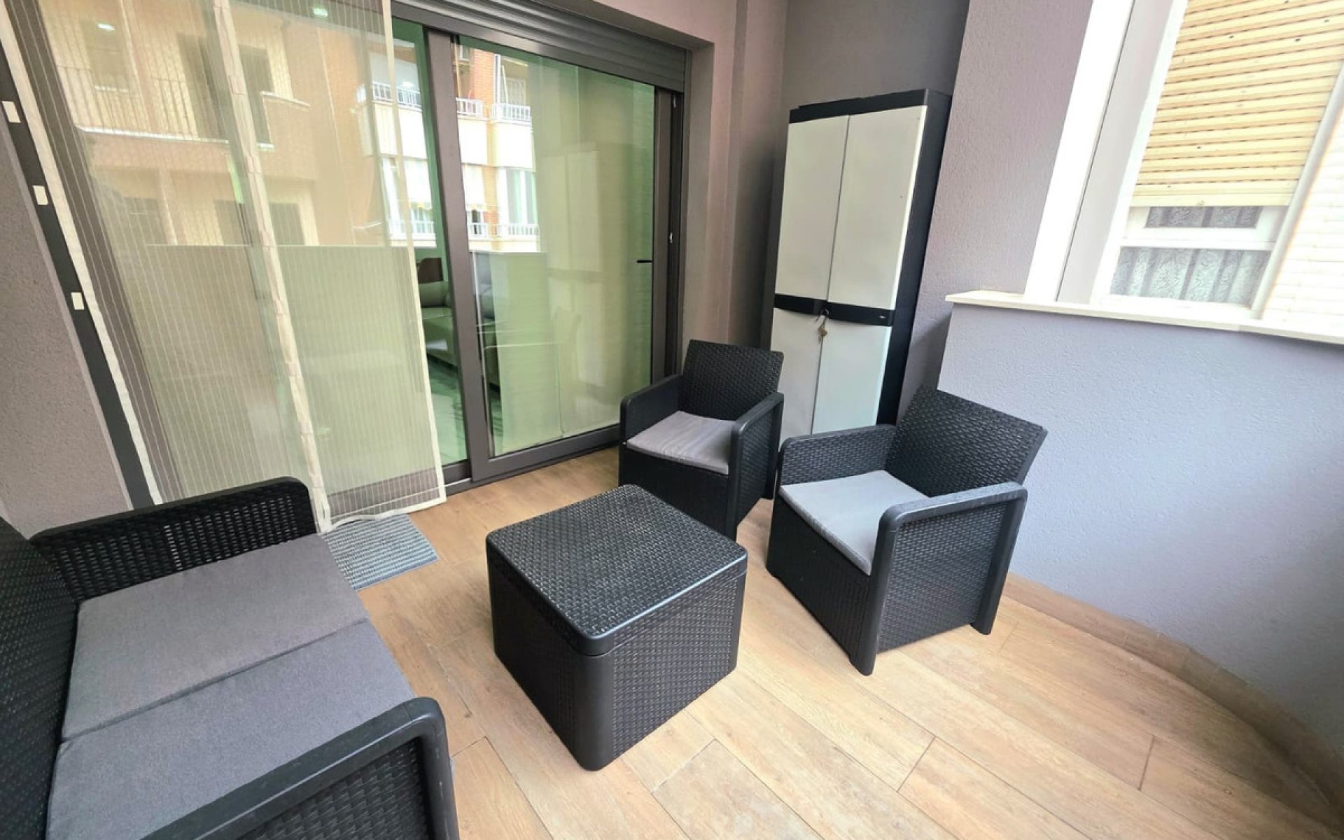 Resale - Apartment - Torrevieja - Torrevieja Centro