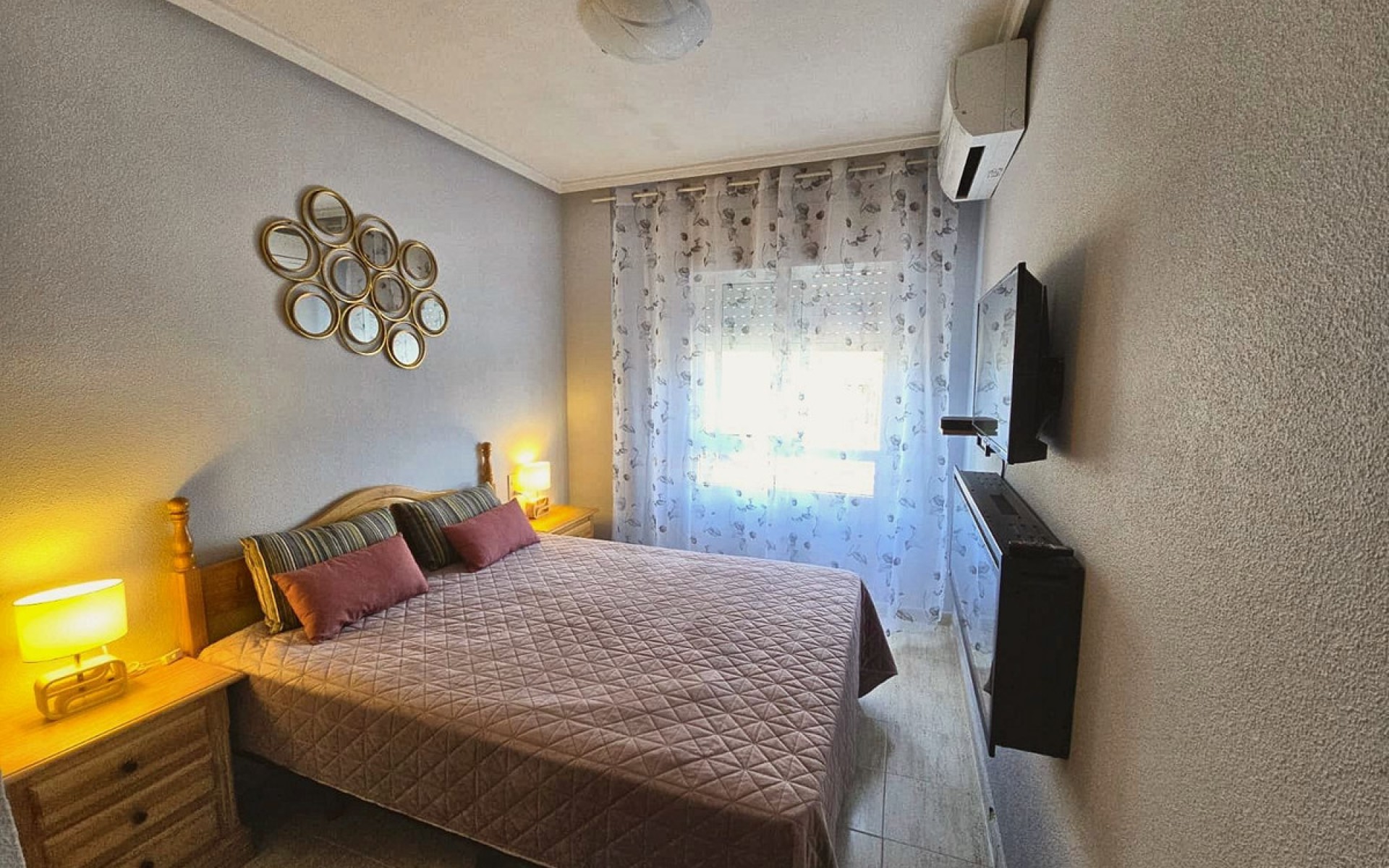 Resale - Apartment - Torrevieja - Torrevieja Centro