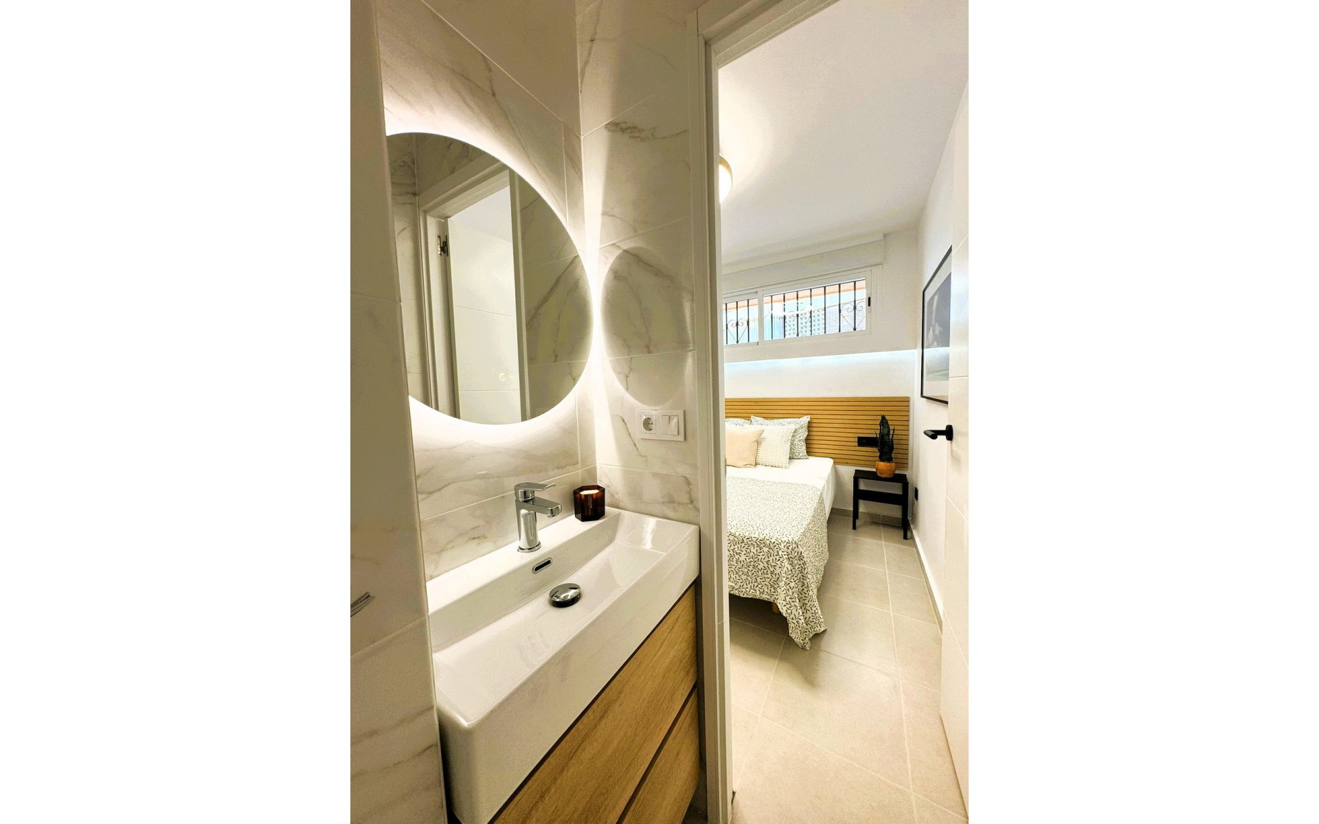 Resale - Apartment - Torrevieja - Torrevieja Centro