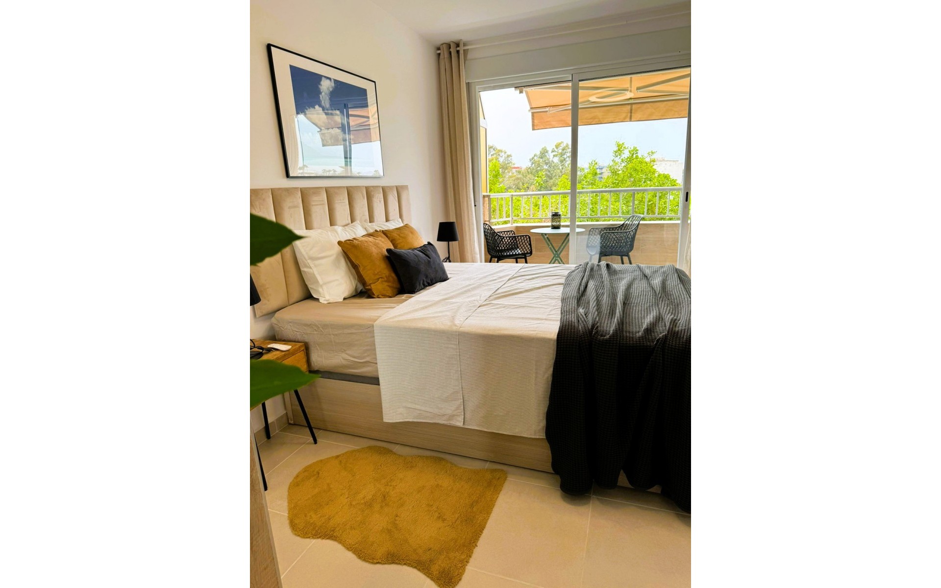 Resale - Apartment - Torrevieja - Torrevieja Centro