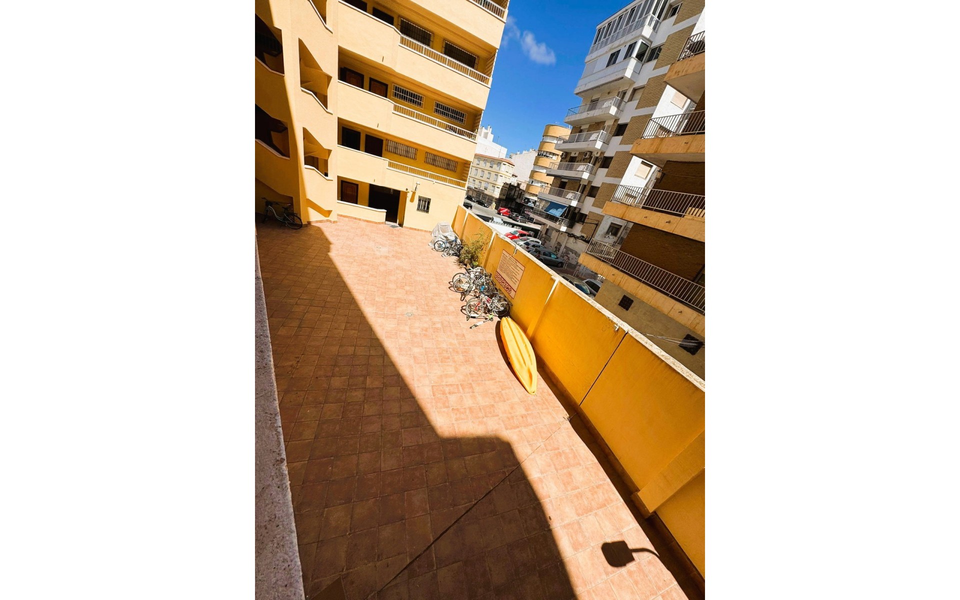Resale - Apartment - Torrevieja - Torrevieja Centro