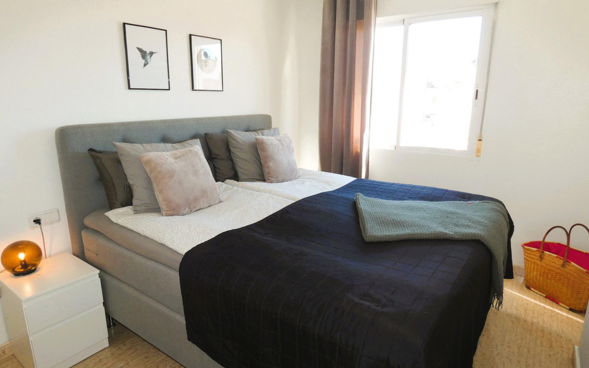 Resale - Apartment - Torrevieja - Torrevieja Centro
