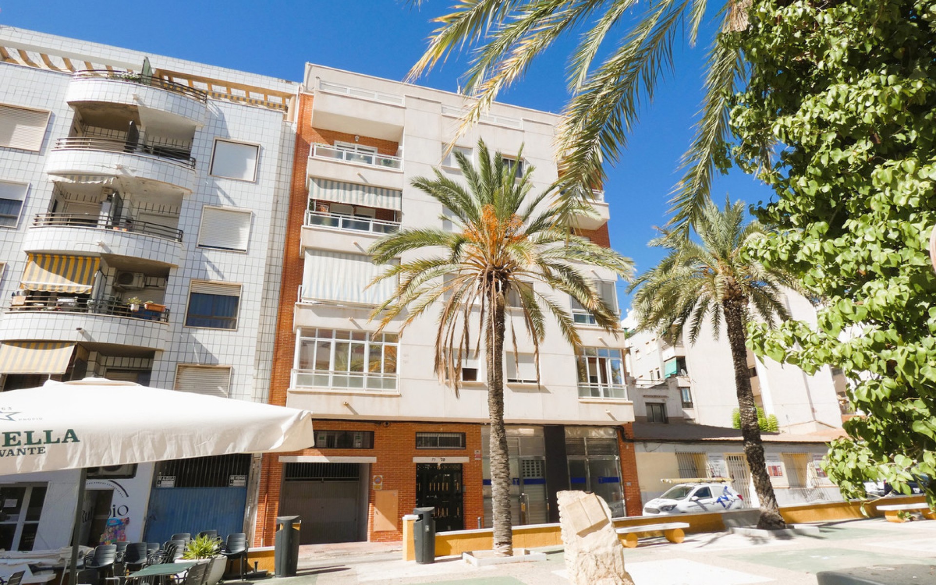 Resale - Apartment - Torrevieja - Torrevieja Centro
