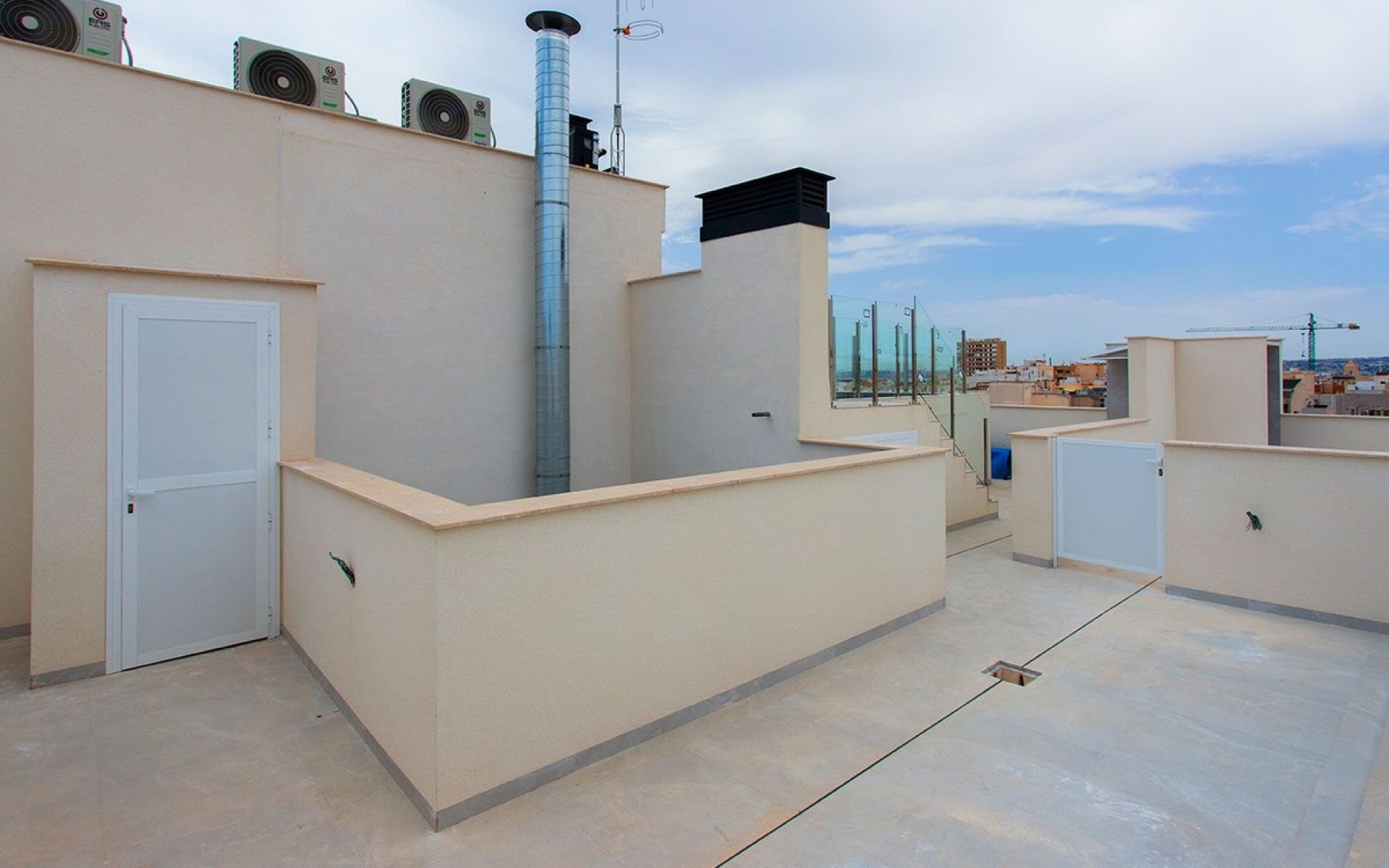 Resale - Apartment - Torrevieja - Torrevieja Centro
