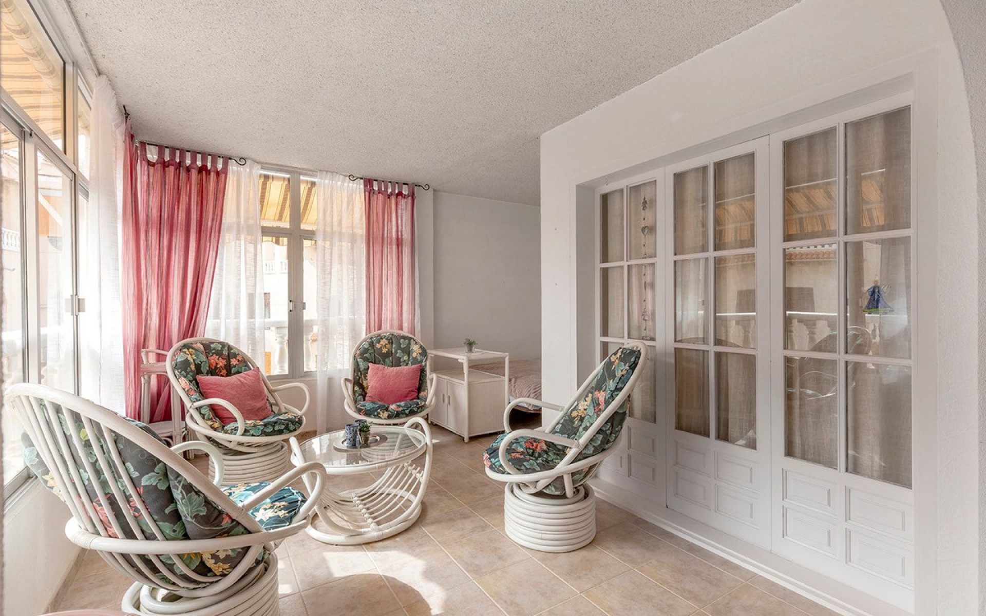Resale - Apartment - Torrevieja - Torrevieja Centro