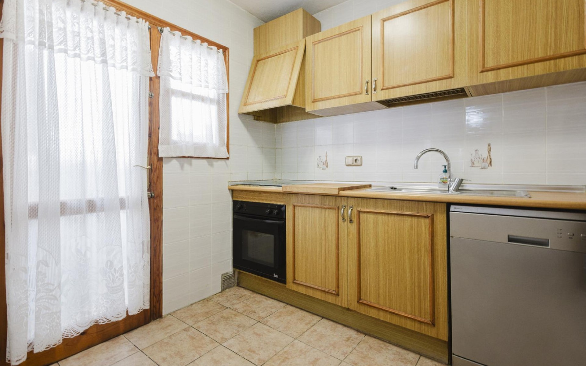 Resale - Apartment - Torrevieja - Torrevieja Centro