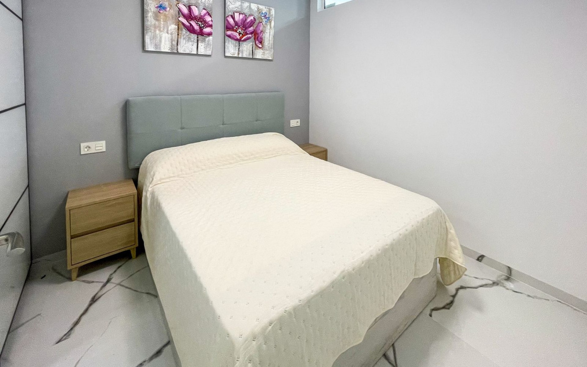 Resale - Apartment - Torrevieja - Torrevieja Centro