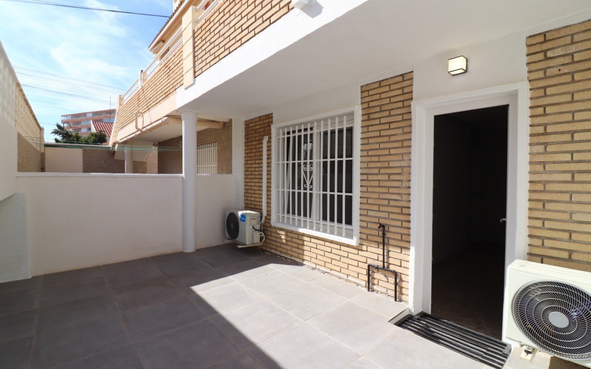 Resale - Apartment - Torrevieja - Torrevieja Centro