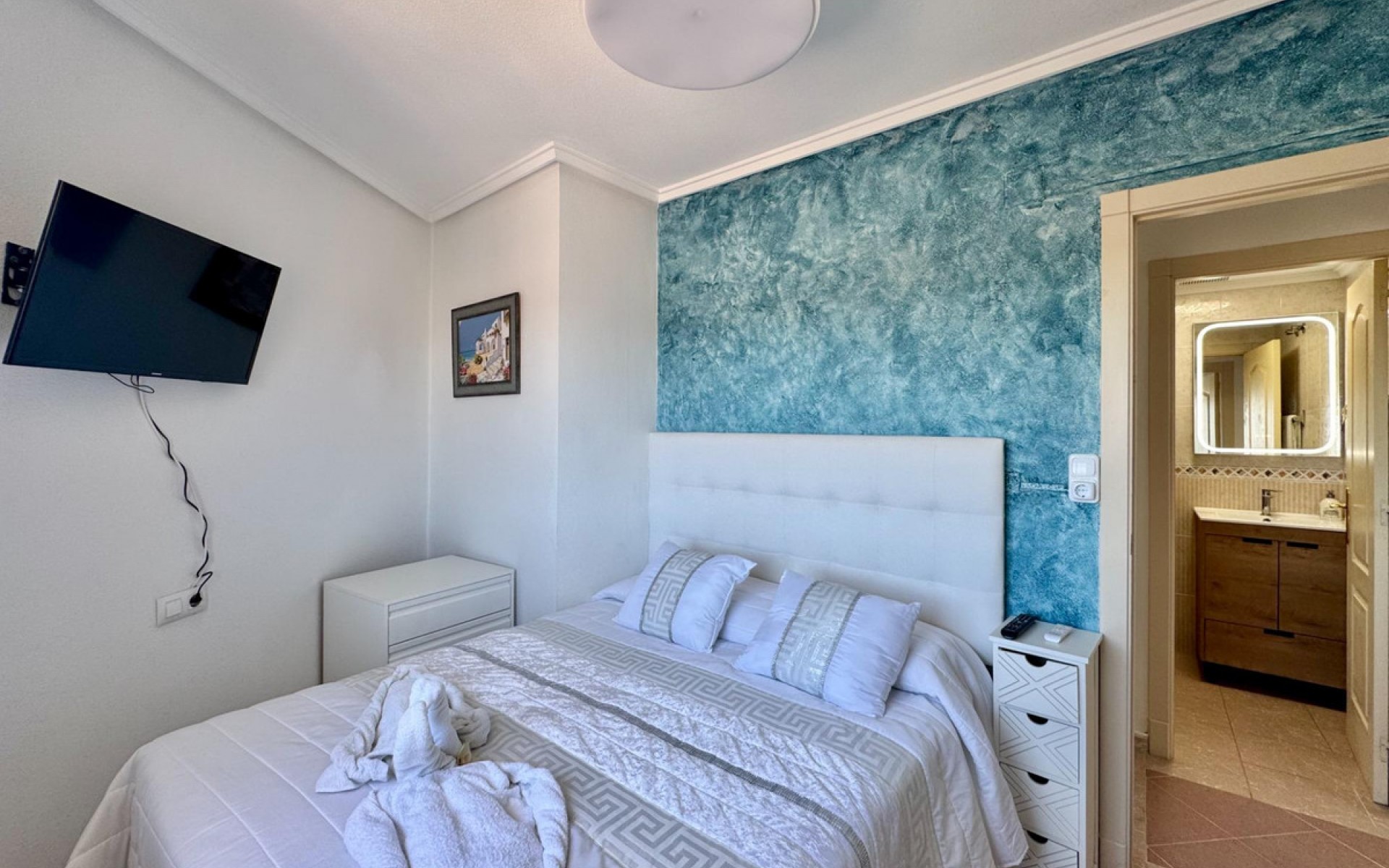 Resale - Apartment - Torrevieja - Torrevieja Centro