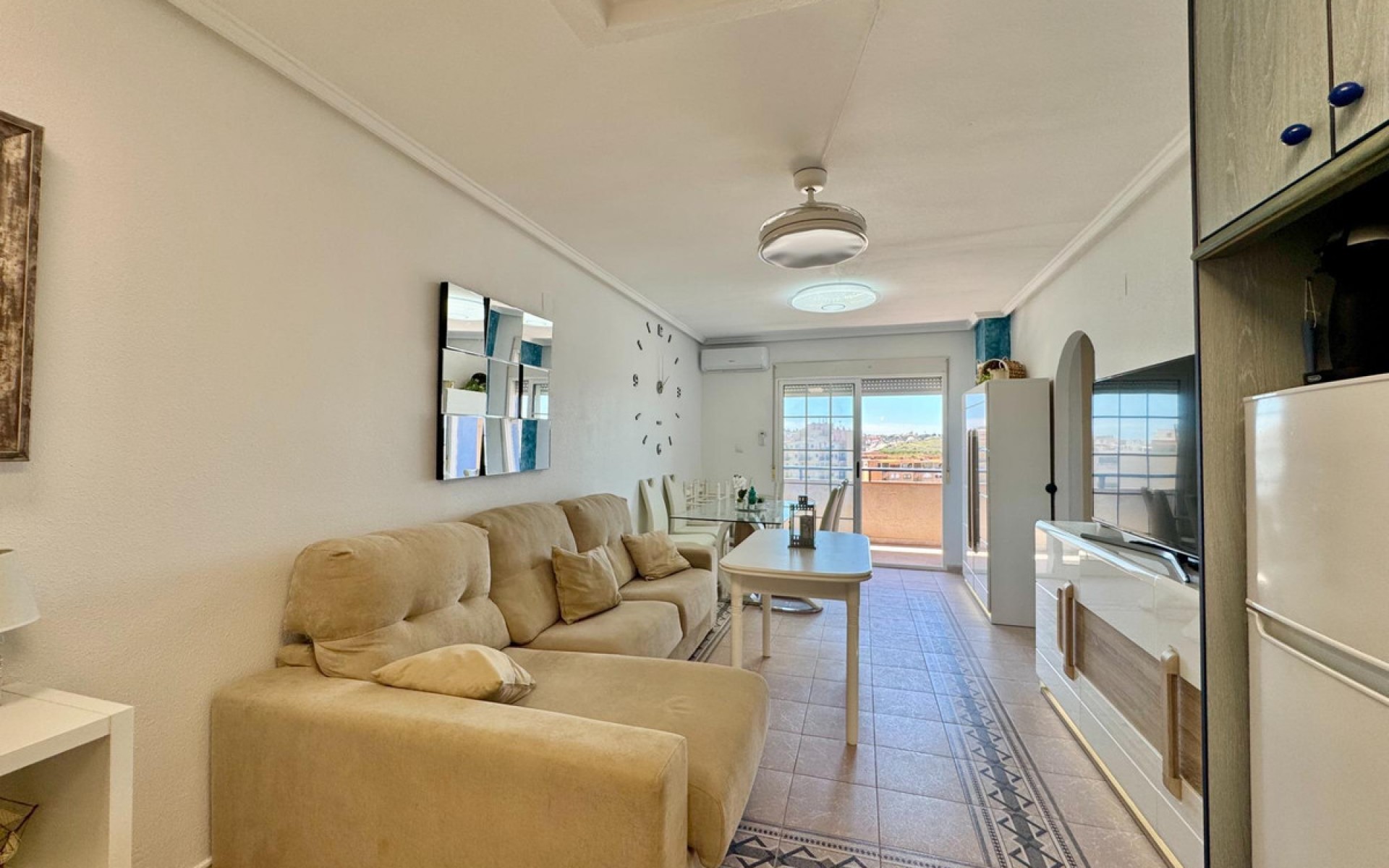 Resale - Apartment - Torrevieja - Torrevieja Centro