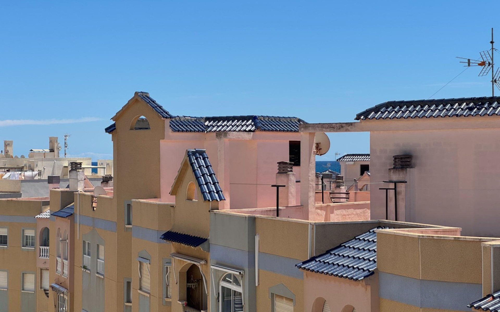 Resale - Apartment - Torrevieja - Torrevieja Centro