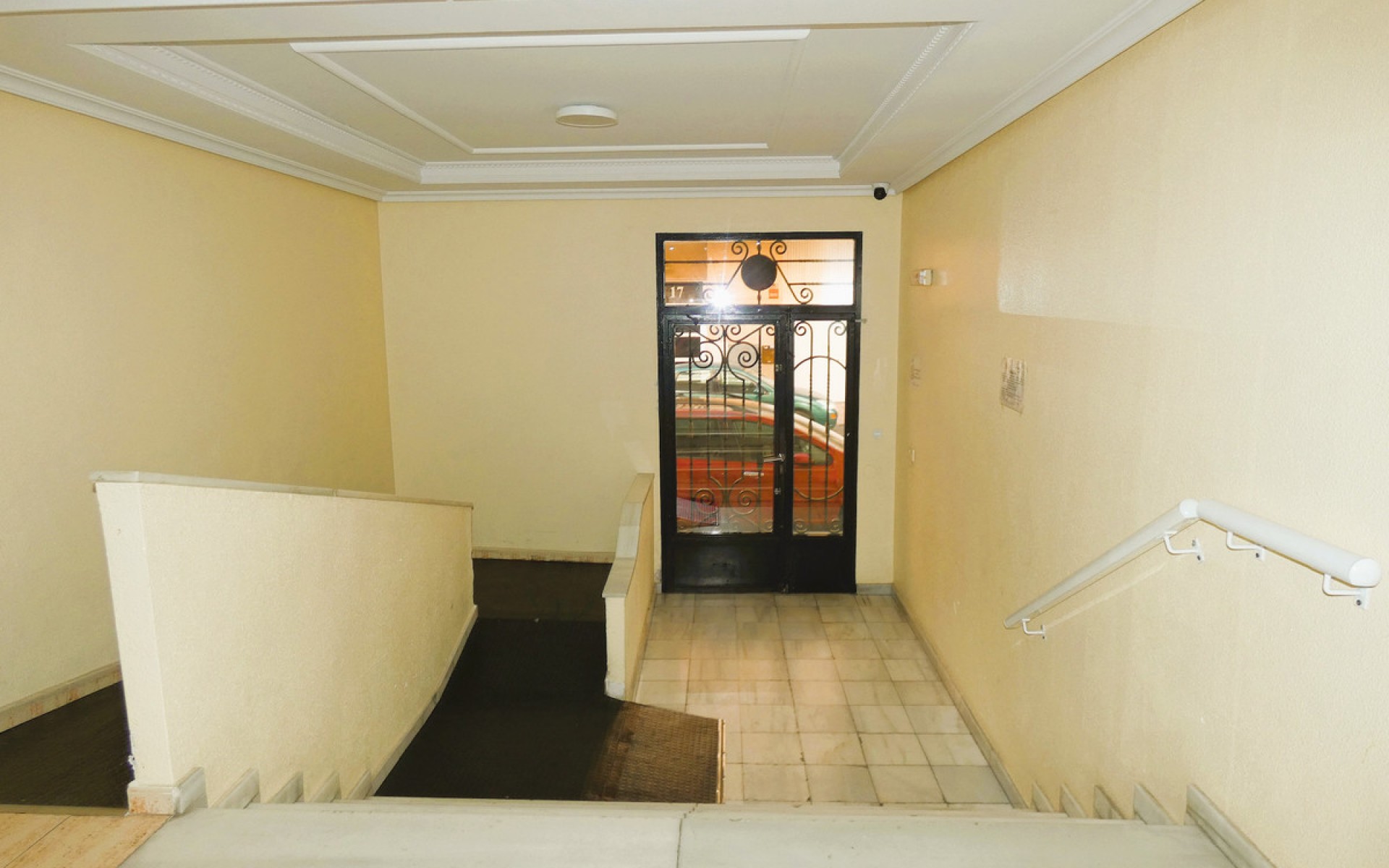Resale - Apartment - Torrevieja - Torrevieja Centro
