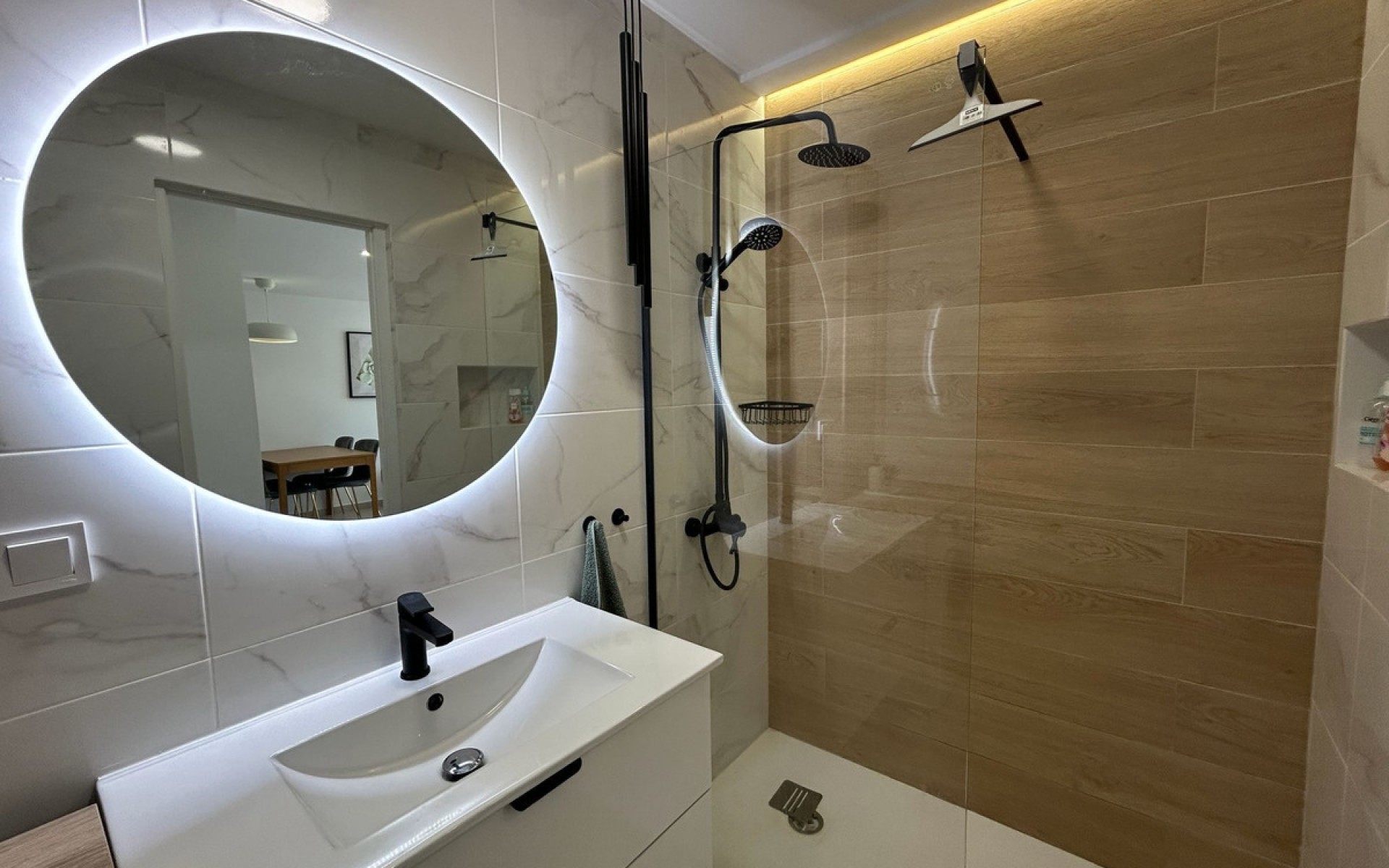 Resale - Apartment - Torrevieja - Torrevieja Centro