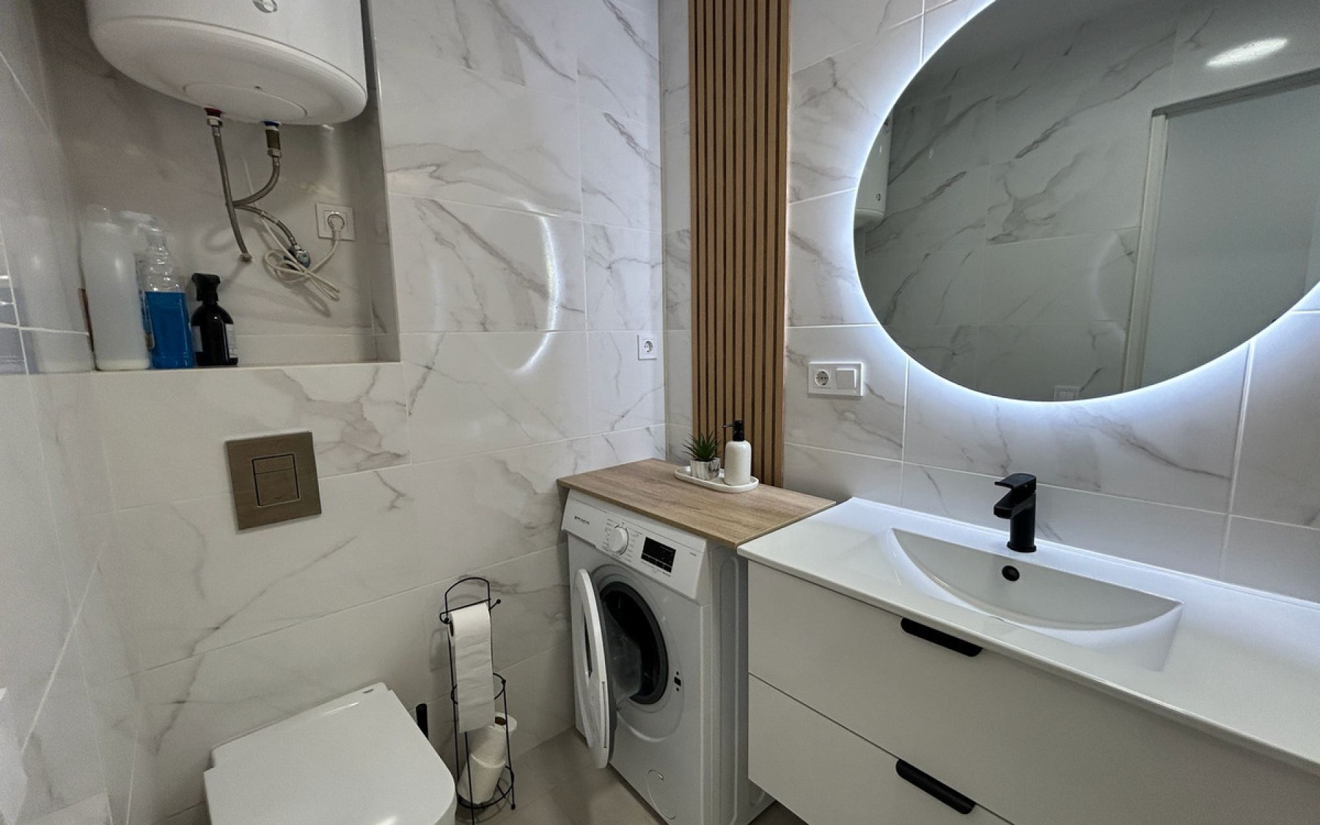 Resale - Apartment - Torrevieja - Torrevieja Centro