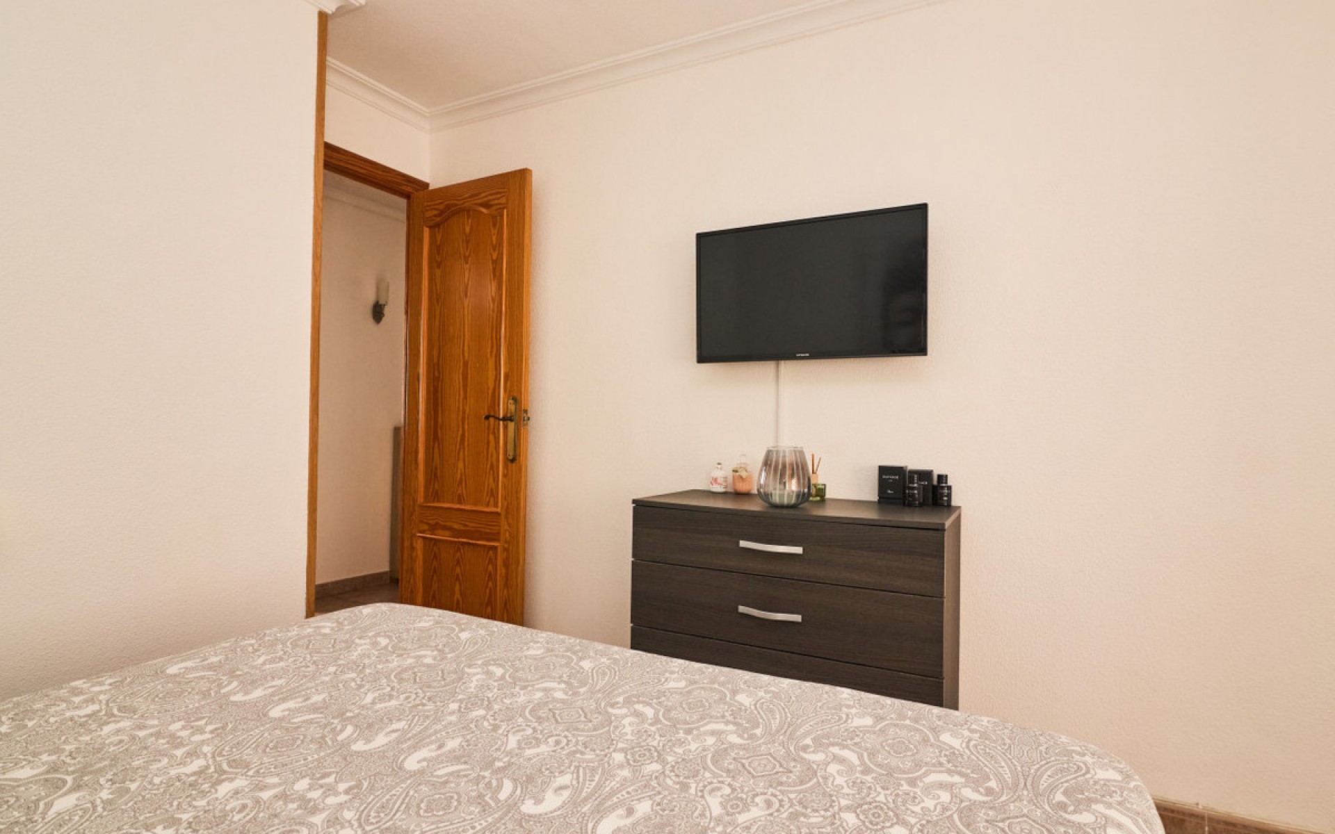 Resale - Apartment - Torrevieja - Torrevieja Centro
