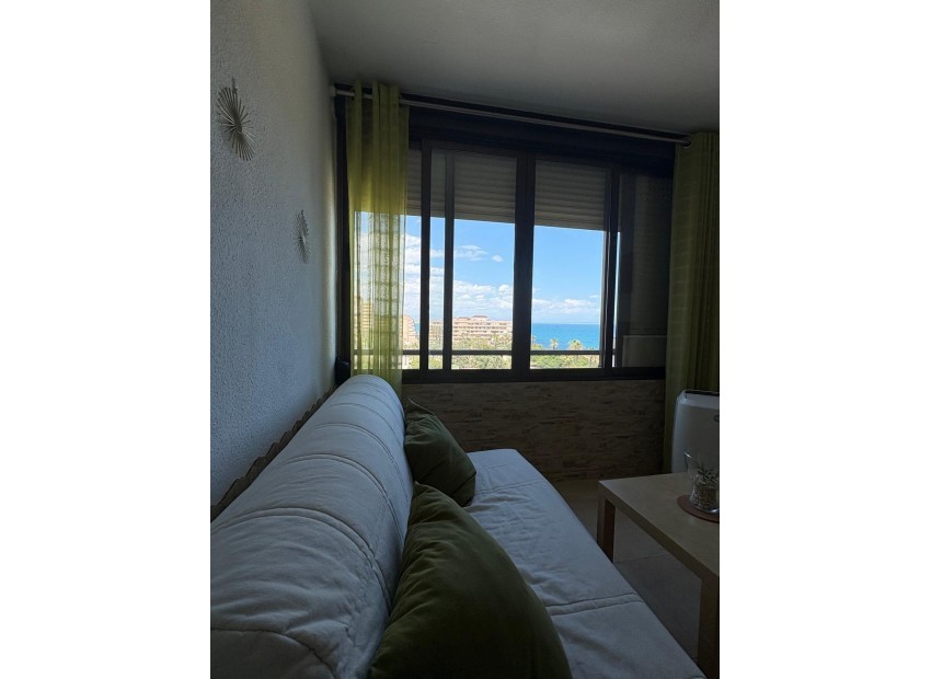 Resale - Apartment - Torrevieja - Torrevieja Centro