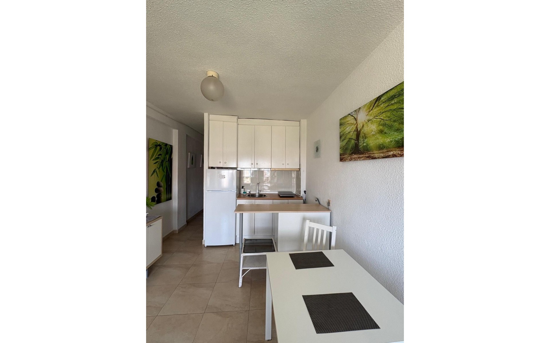 Resale - Apartment - Torrevieja - Torrevieja Centro