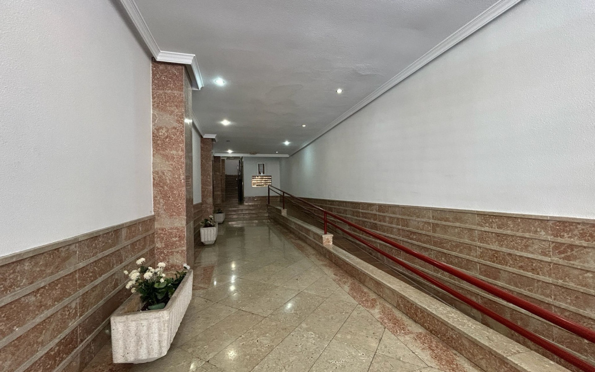 Resale - Apartment - Torrevieja - Torrevieja Centro